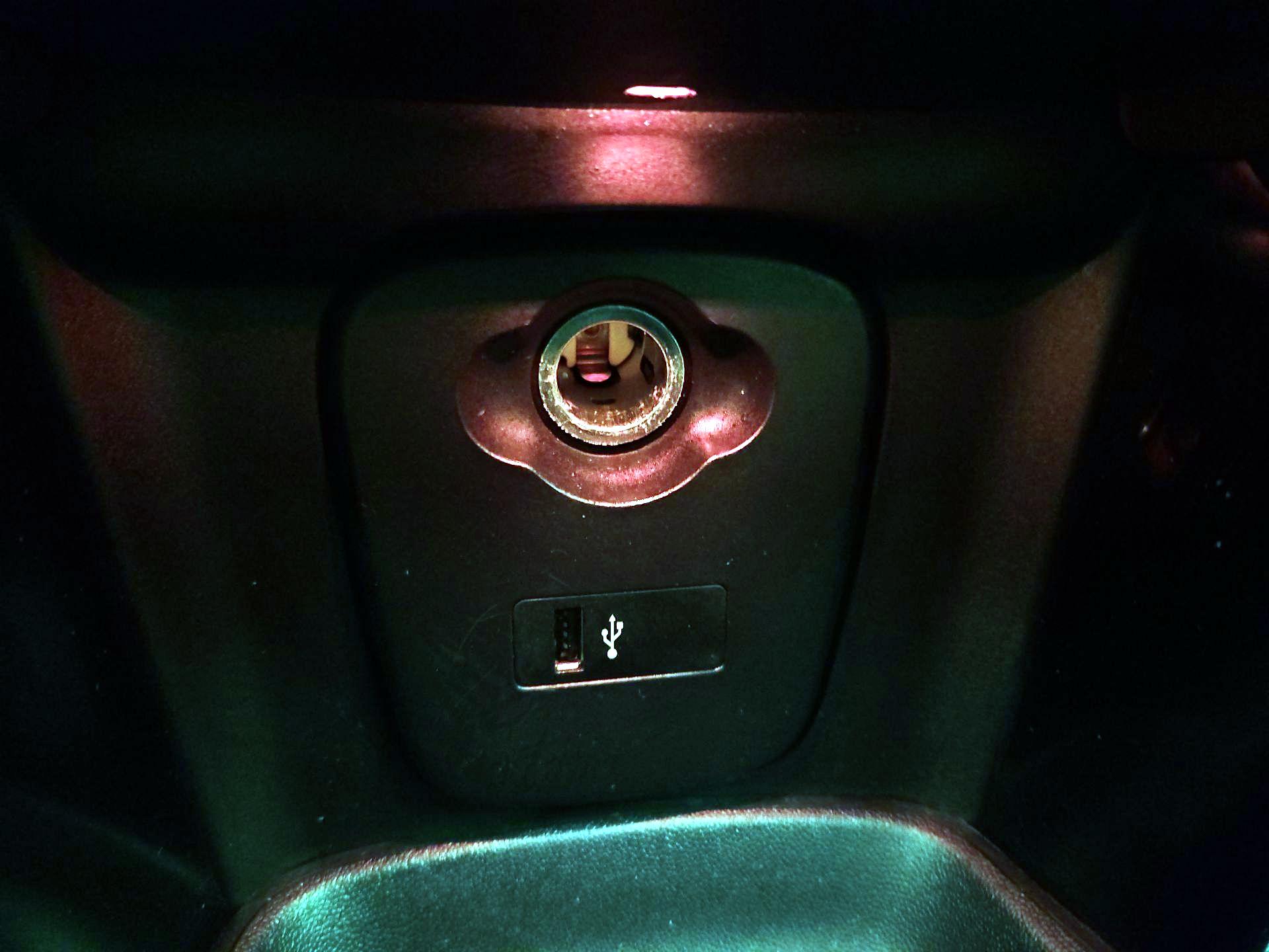 Thumbnail: 2021 MINI Cooper - 18