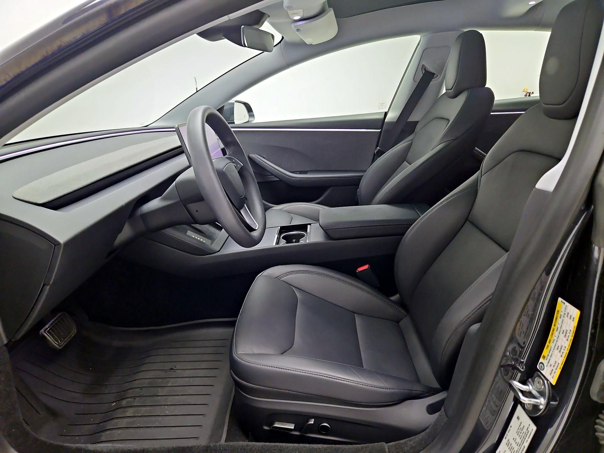 Thumbnail: 2025 Tesla Model 3 - 11