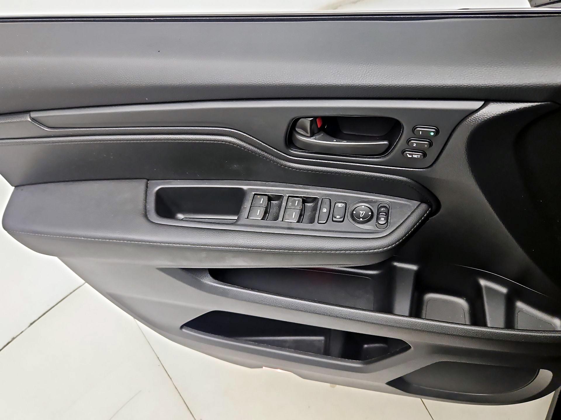 Thumbnail: 2025 Honda Odyssey - 12