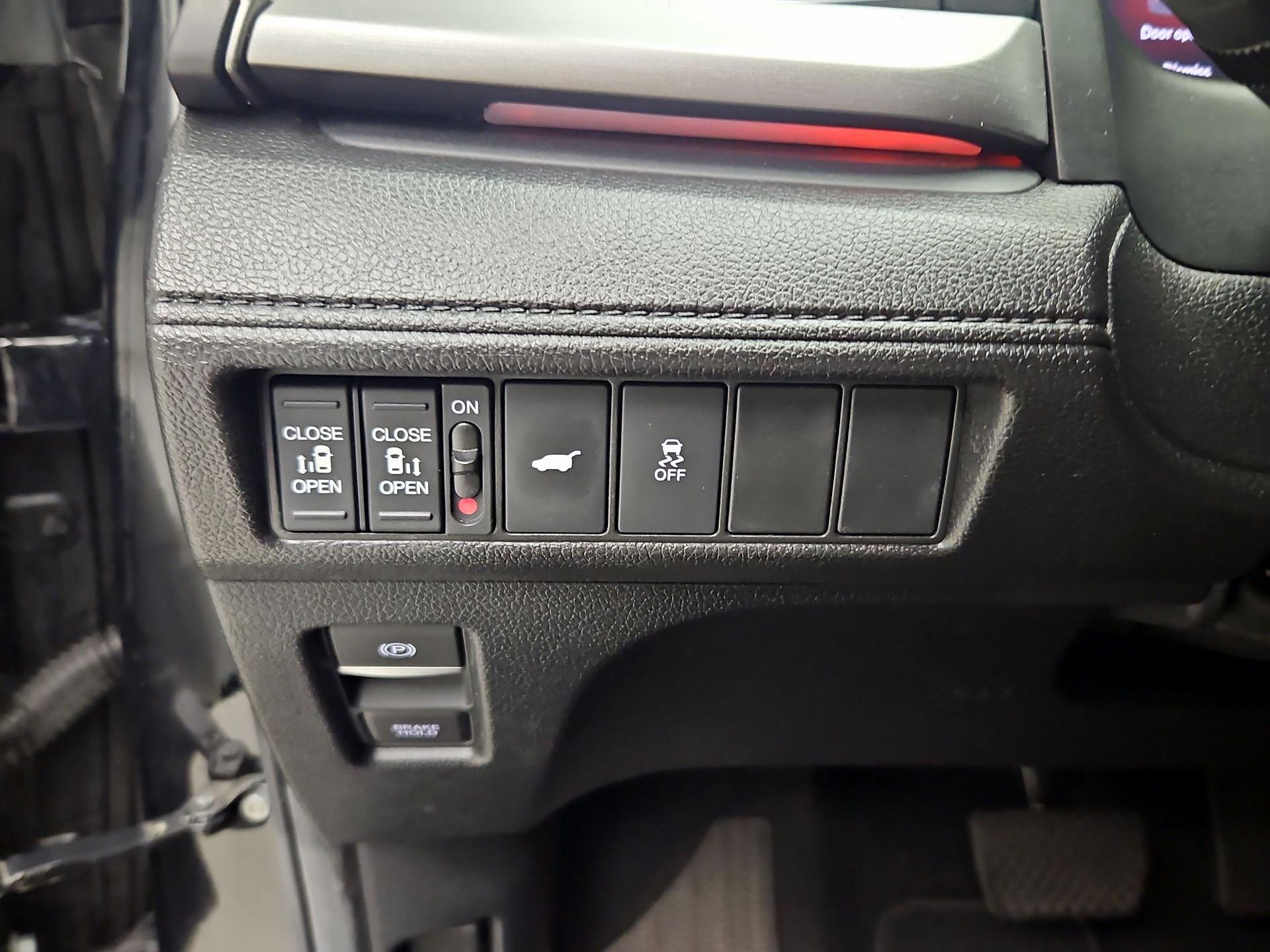 Thumbnail: 2025 Honda Odyssey - 13