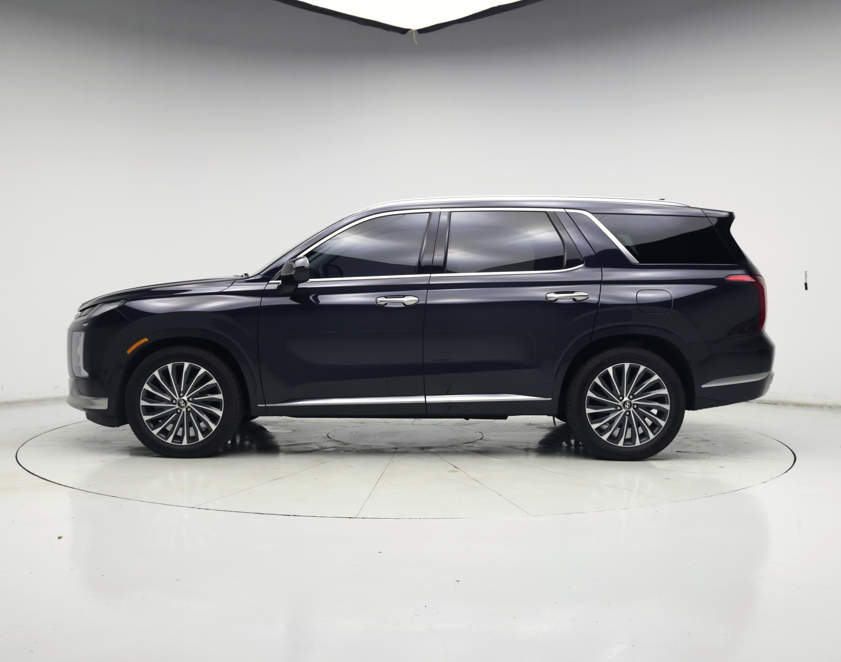 Thumbnail: 2023 Hyundai Palisade - 3