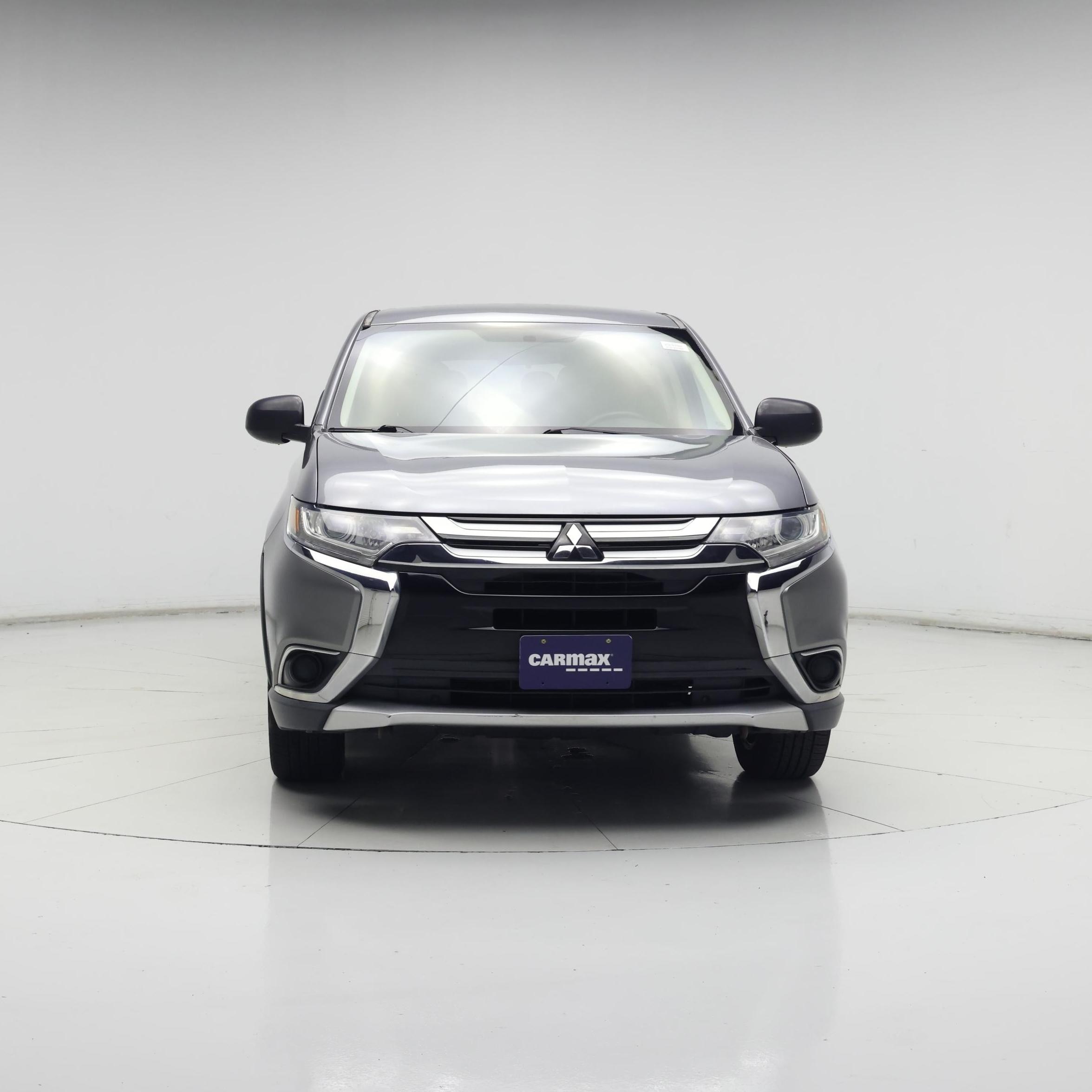 Thumbnail: 2017 Mitsubishi Outlander - 5
