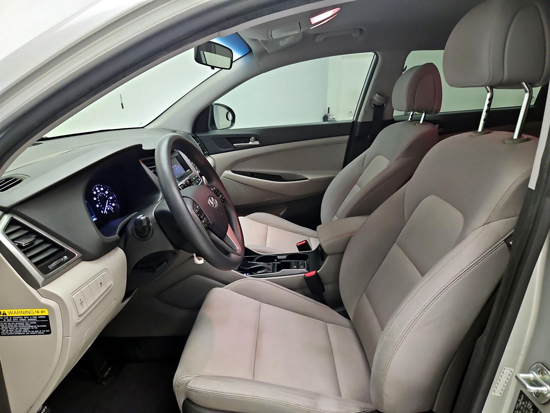 Thumbnail: 2017 Hyundai Tucson - 11