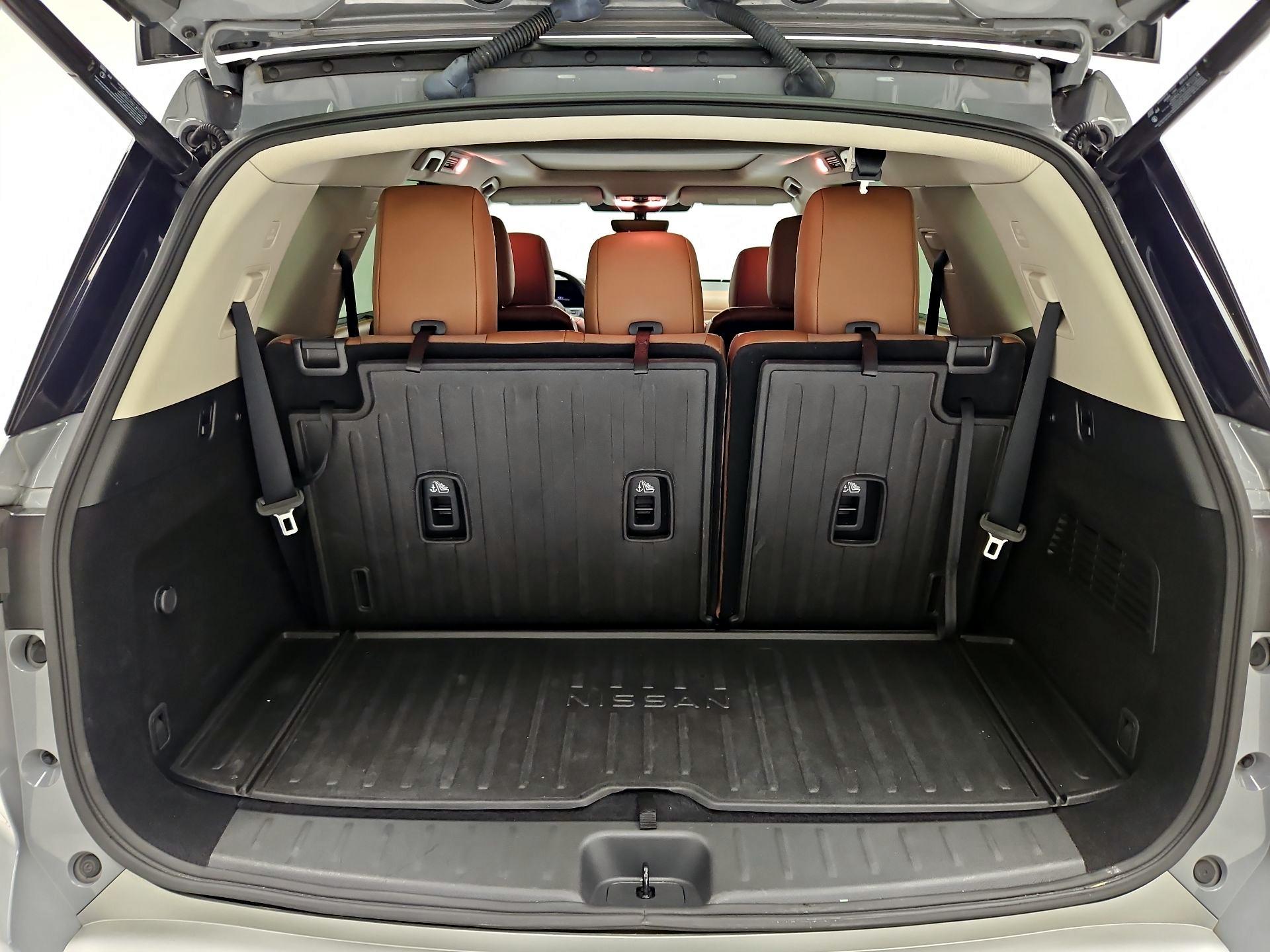 Thumbnail: 2023 Nissan Pathfinder - 18