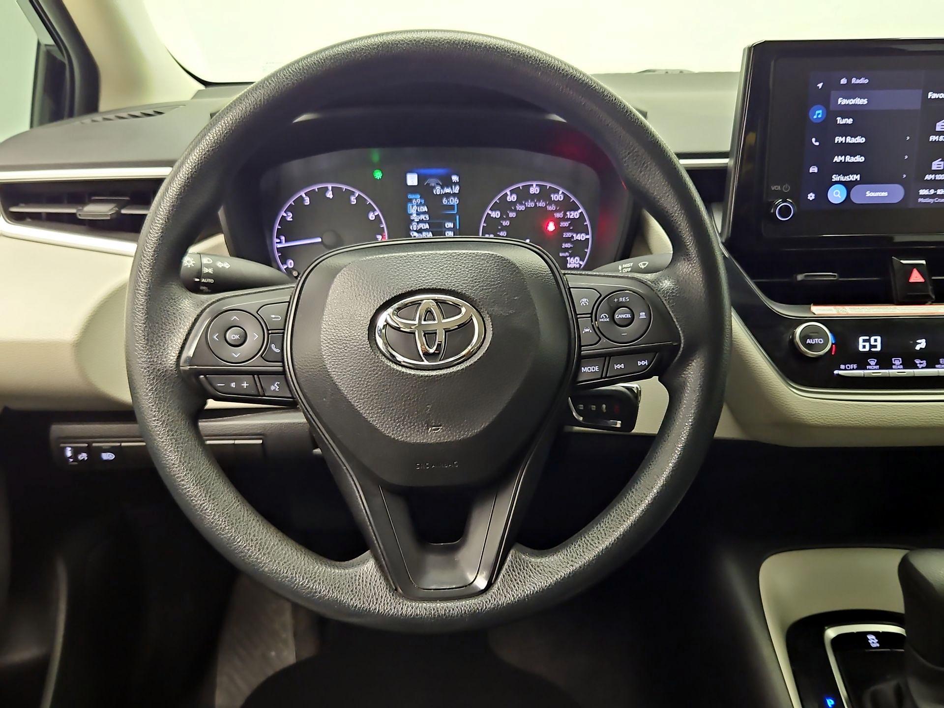 Thumbnail: 2025 Toyota Corolla - 10