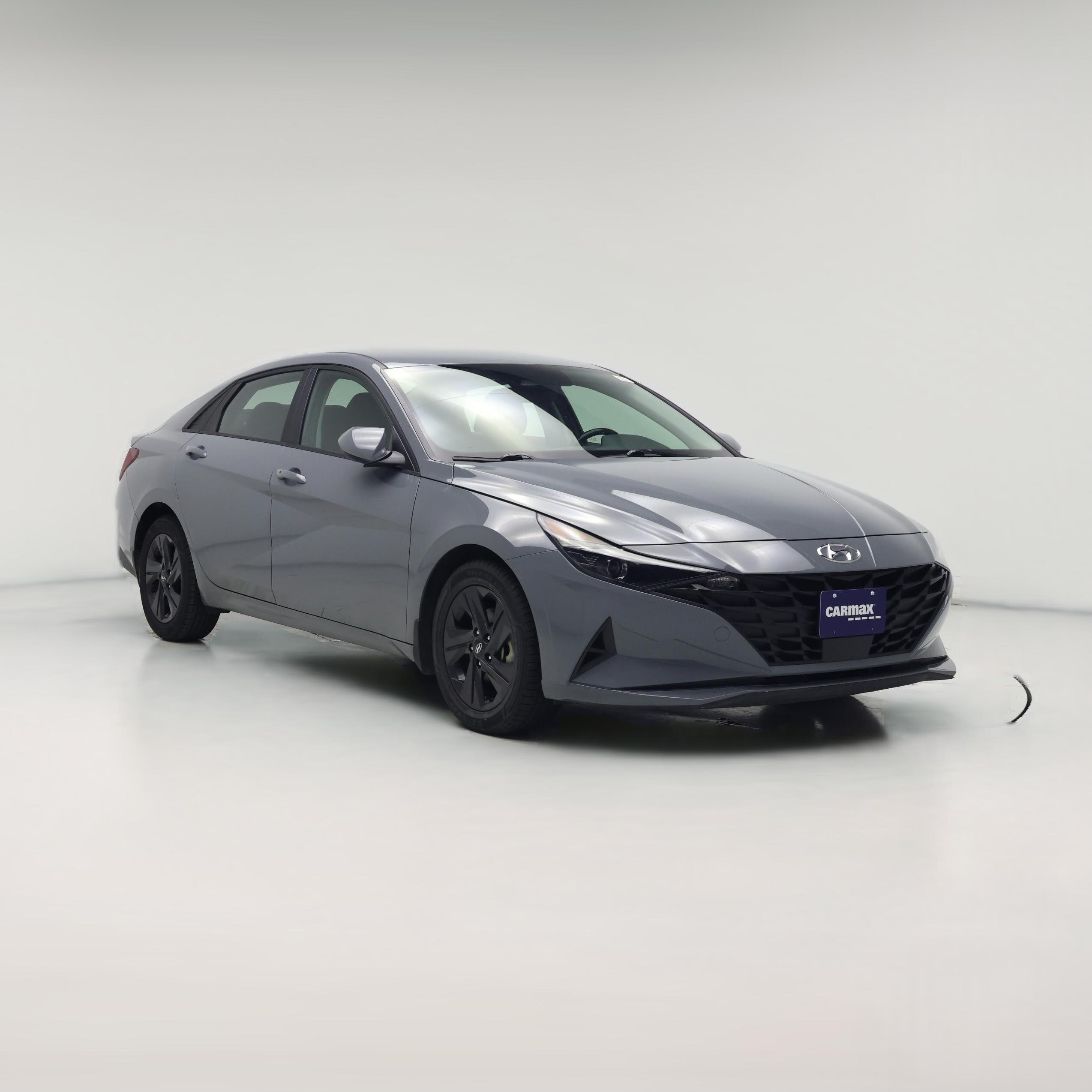 Thumbnail: 2022 Hyundai Elantra - 1