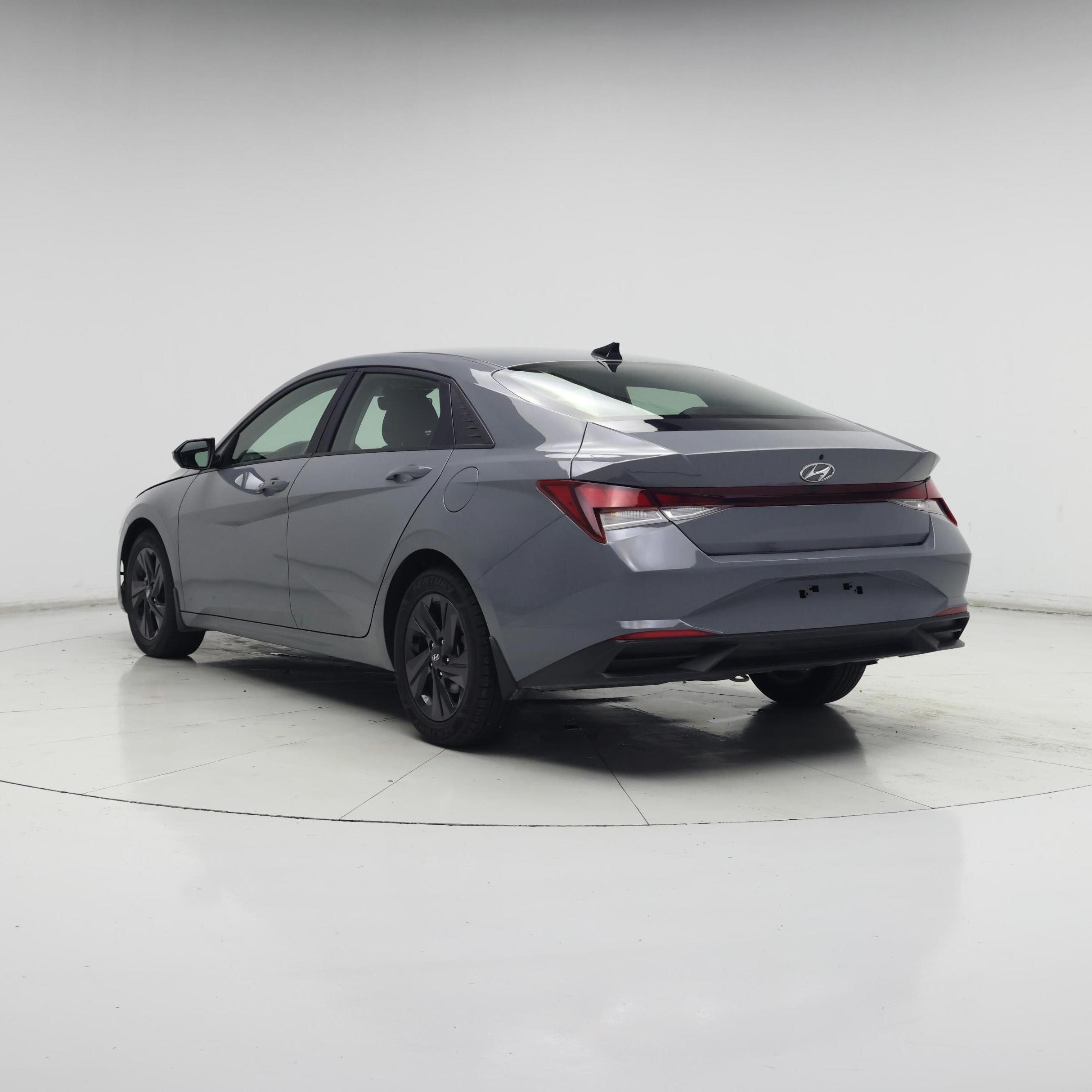 Thumbnail: 2022 Hyundai Elantra - 2