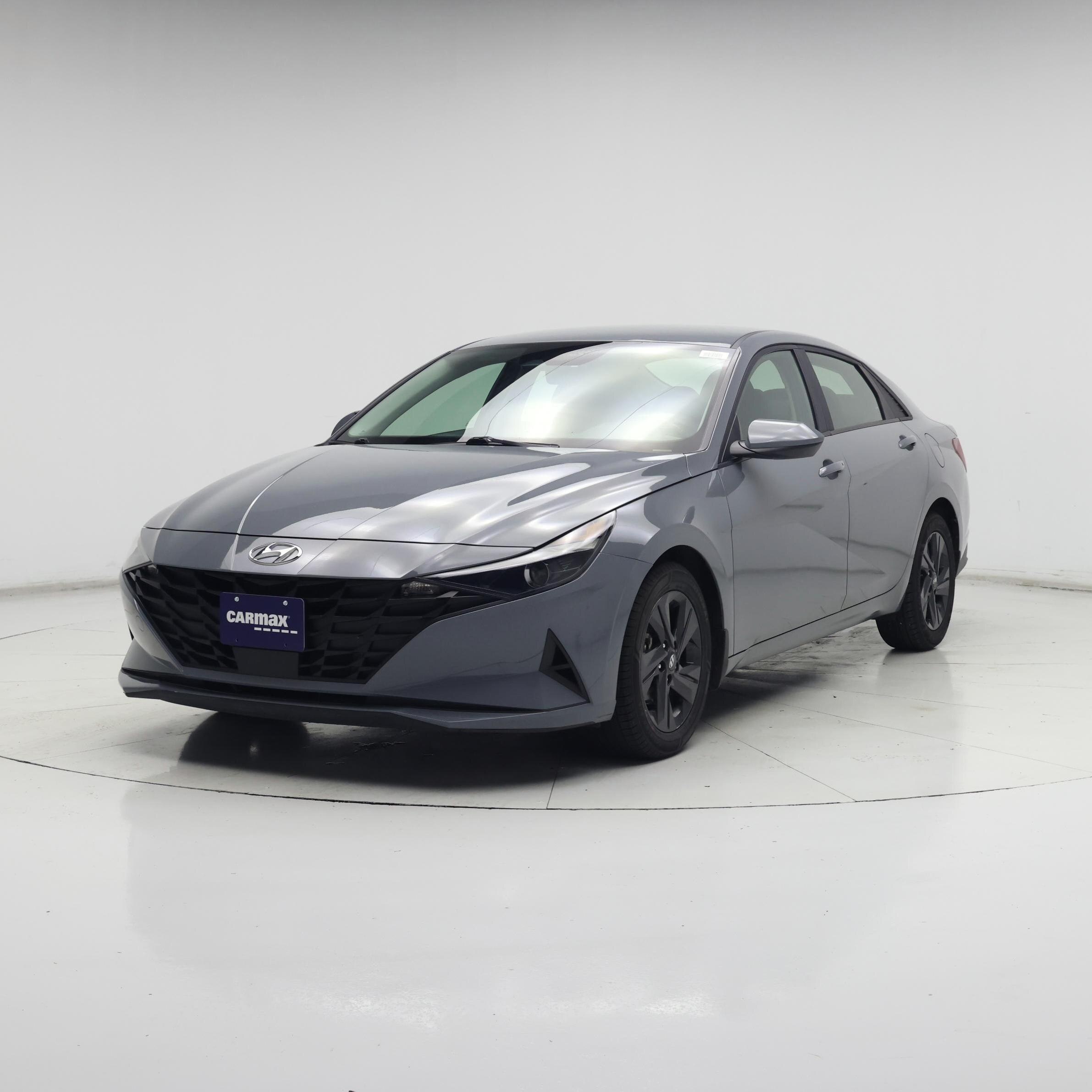 Thumbnail: 2022 Hyundai Elantra - 4