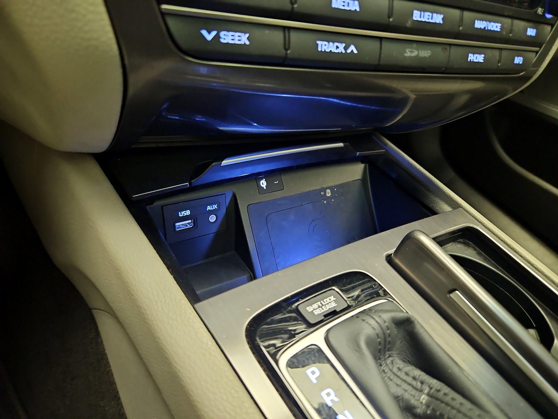 Thumbnail: 2018 Genesis G80 - 19