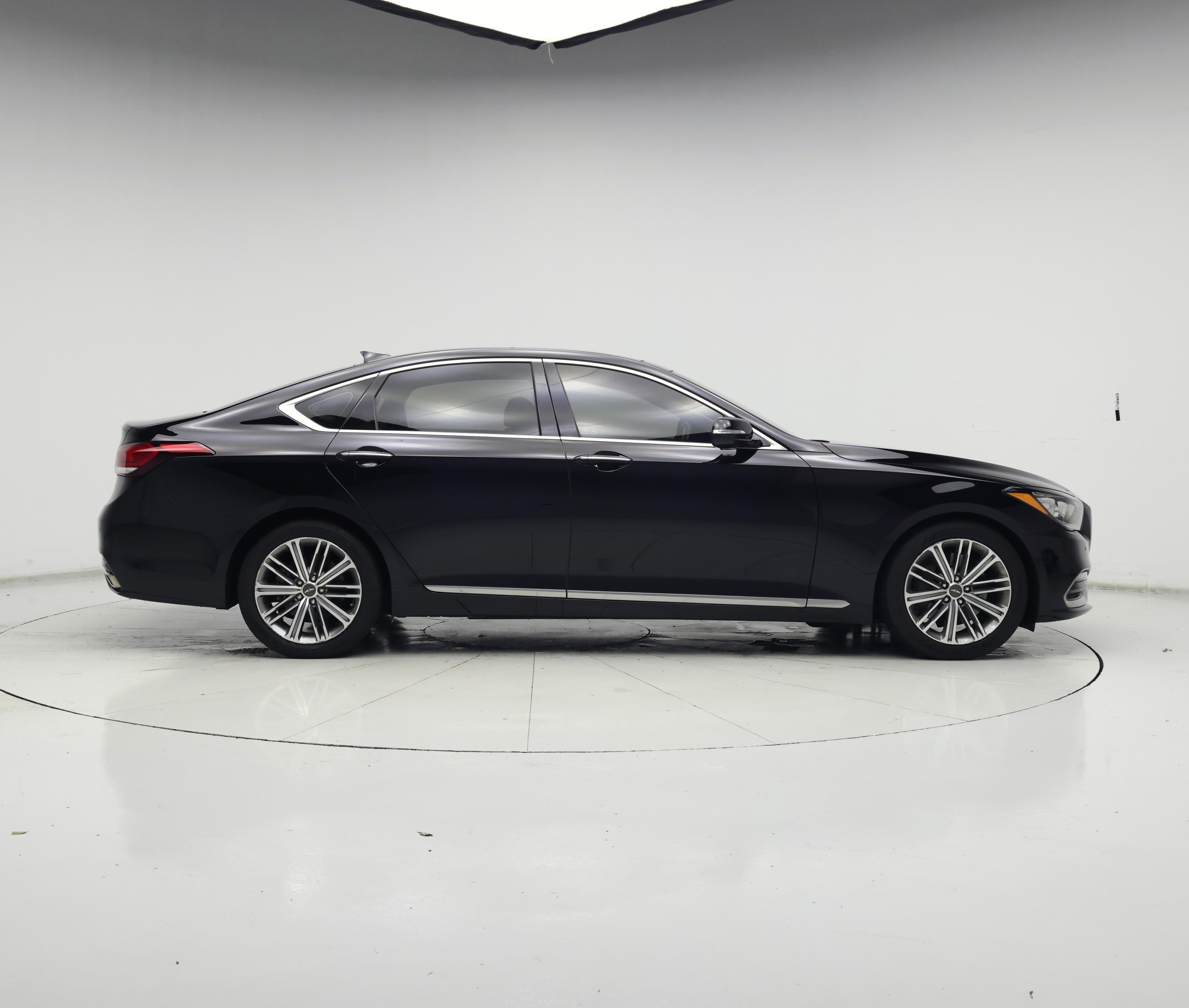 Thumbnail: 2018 Genesis G80 - 7