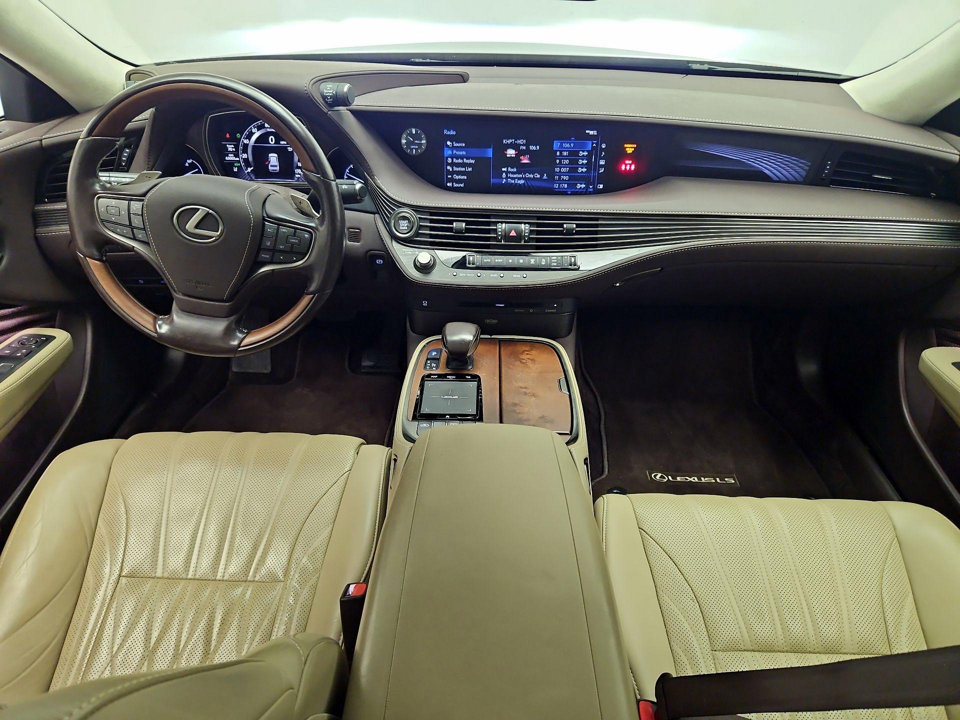 Thumbnail: 2020 Lexus LS - 9