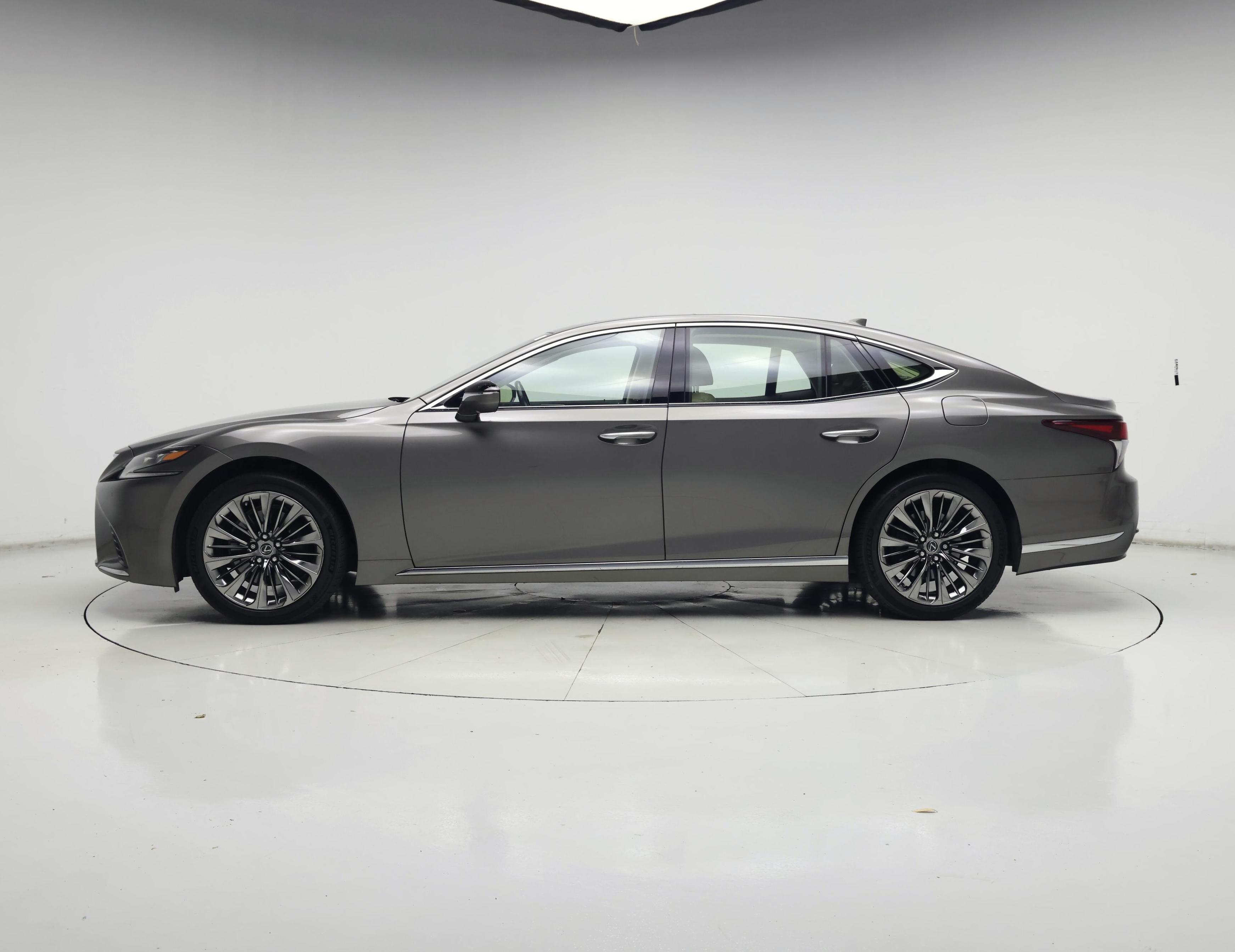 Thumbnail: 2020 Lexus LS - 3