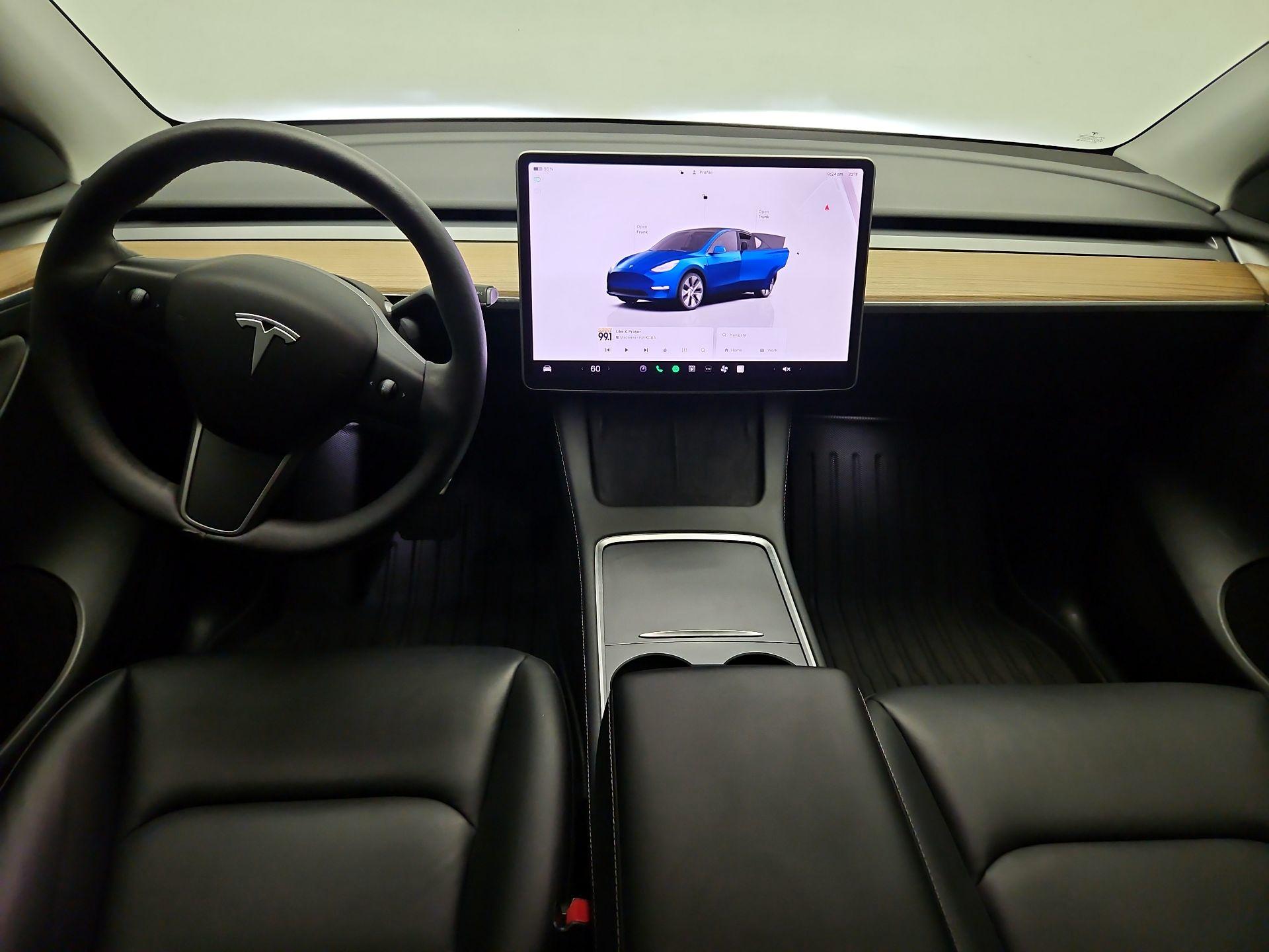 Thumbnail: 2023 Tesla Model Y - 9