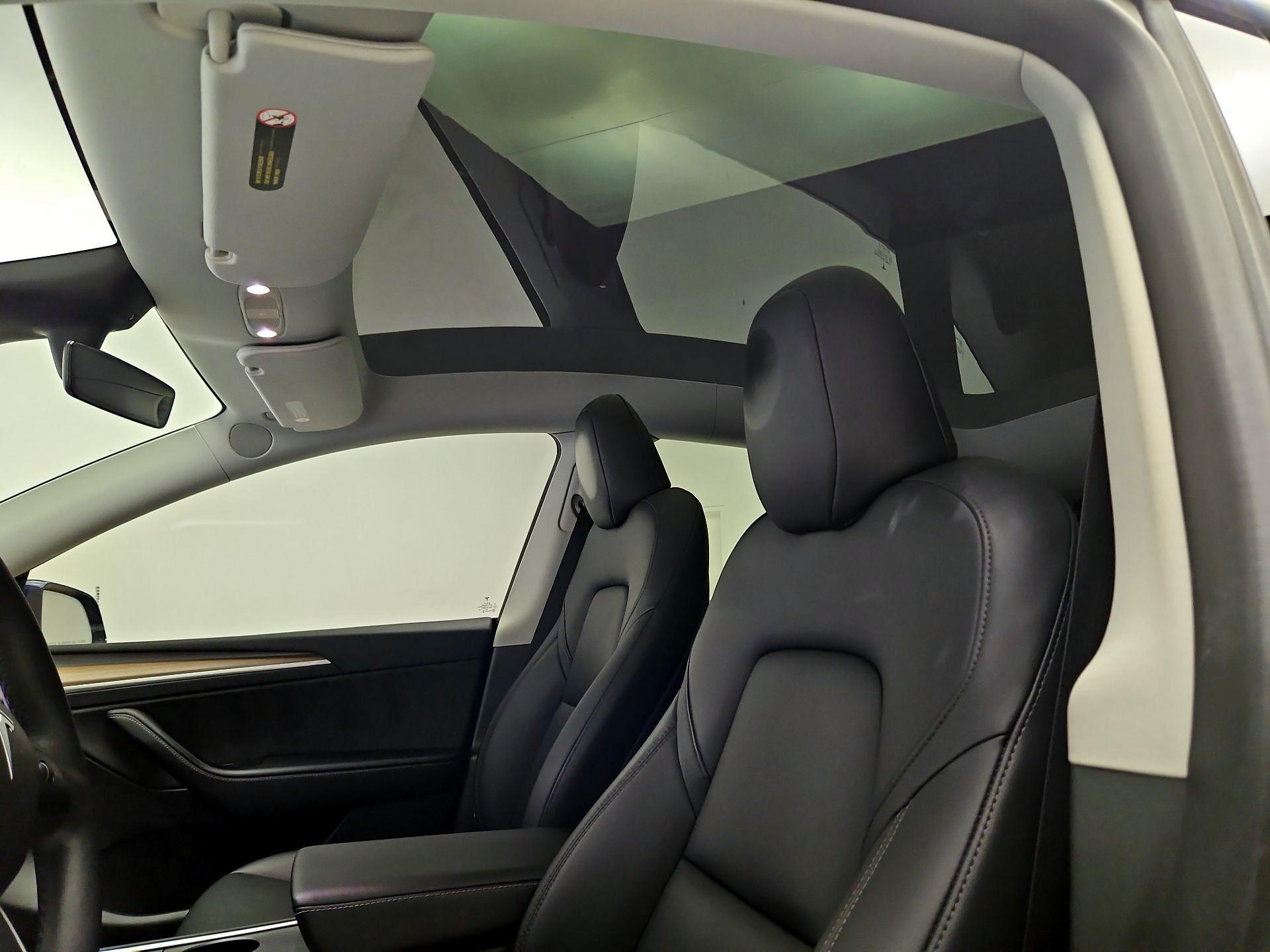 Thumbnail: 2023 Tesla Model Y - 18
