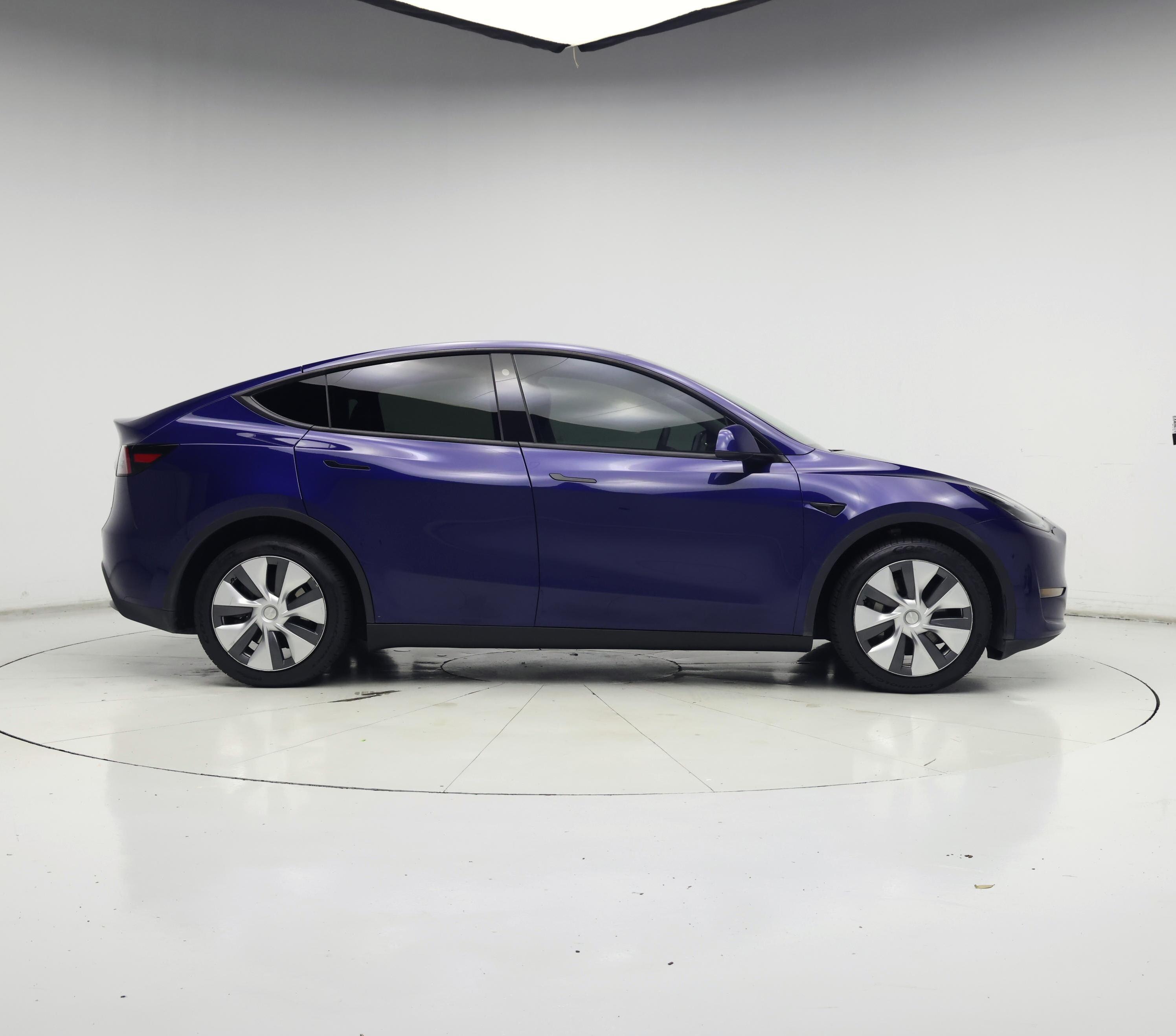 Thumbnail: 2023 Tesla Model Y - 7