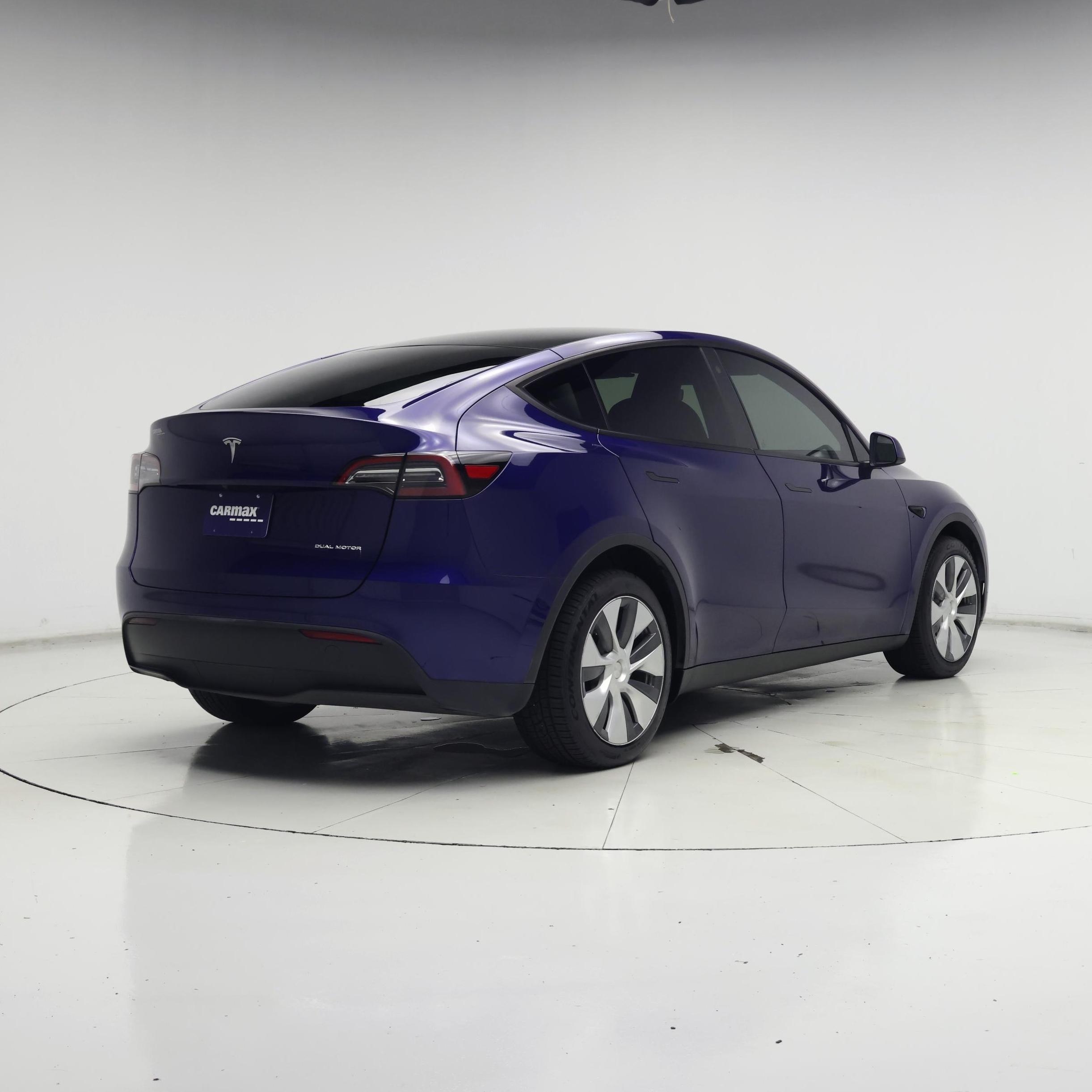 Thumbnail: 2023 Tesla Model Y - 8