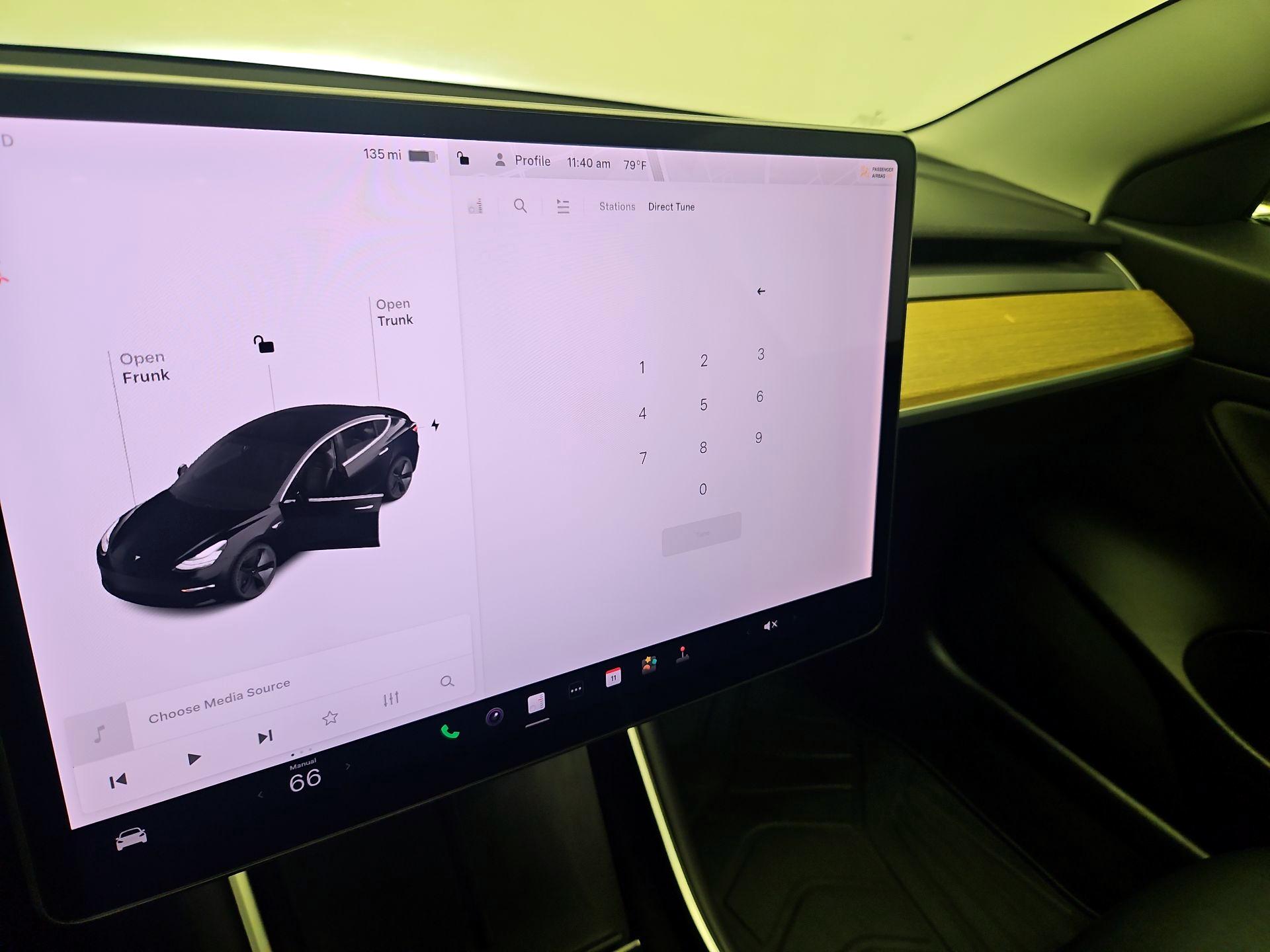 Thumbnail: 2019 Tesla Model 3 - 15