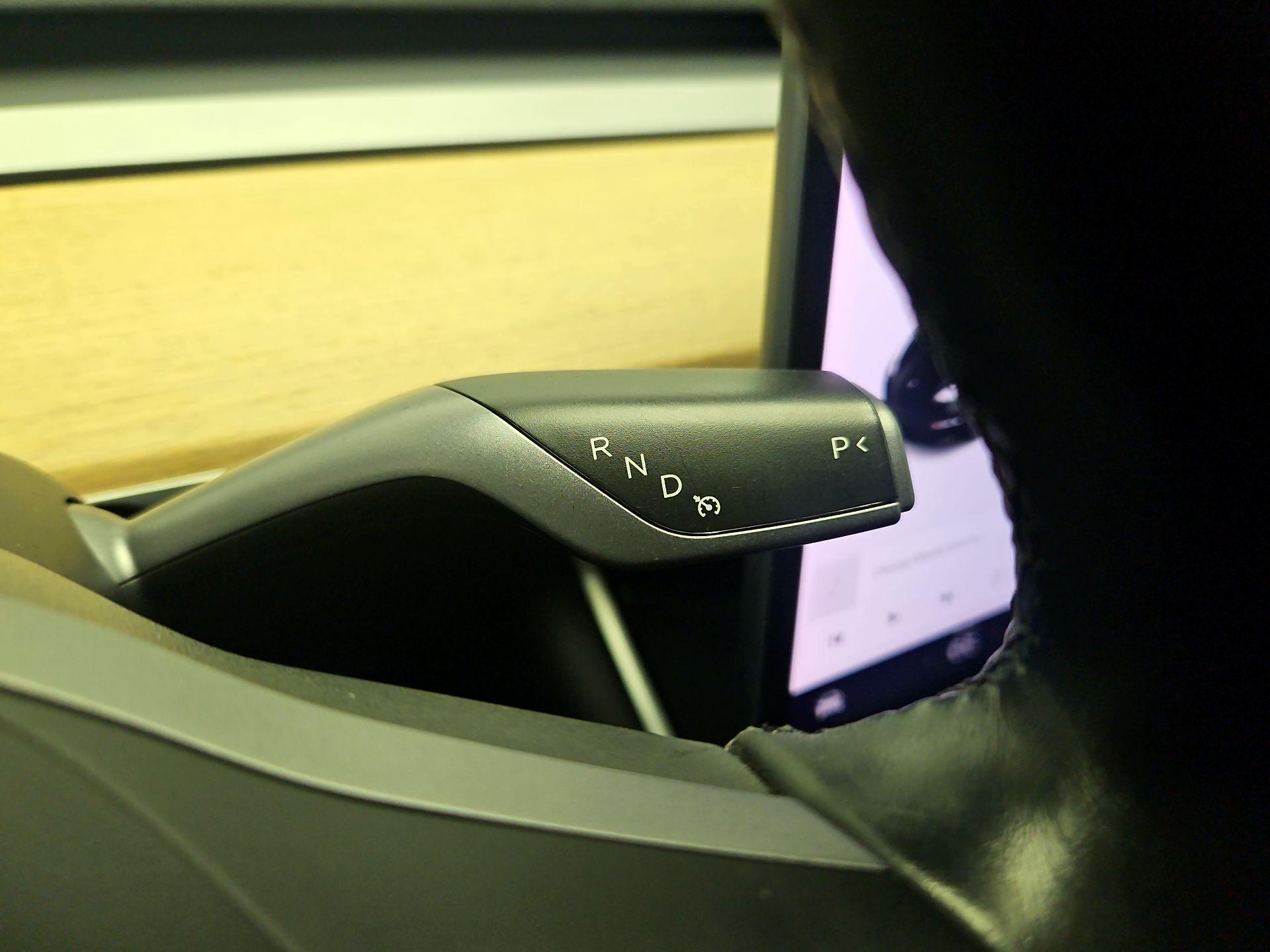 Thumbnail: 2019 Tesla Model 3 - 17