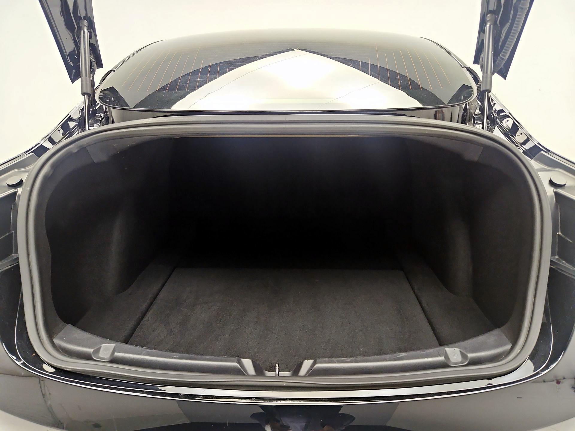 Thumbnail: 2019 Tesla Model 3 - 20