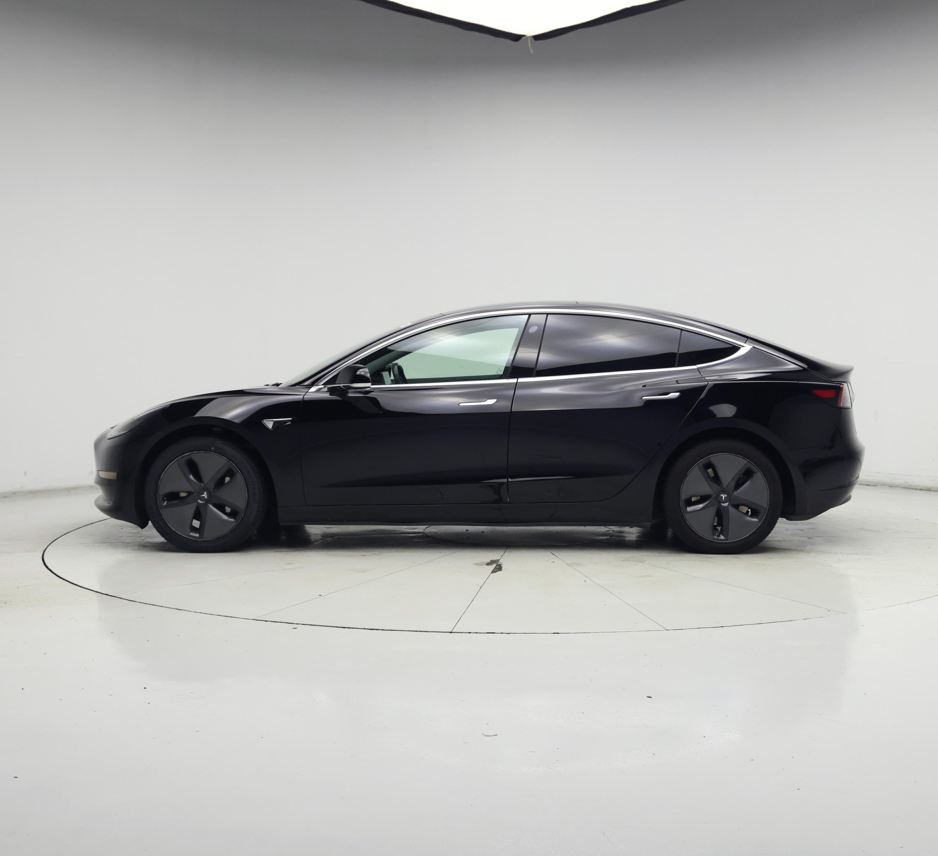 Thumbnail: 2019 Tesla Model 3 - 3