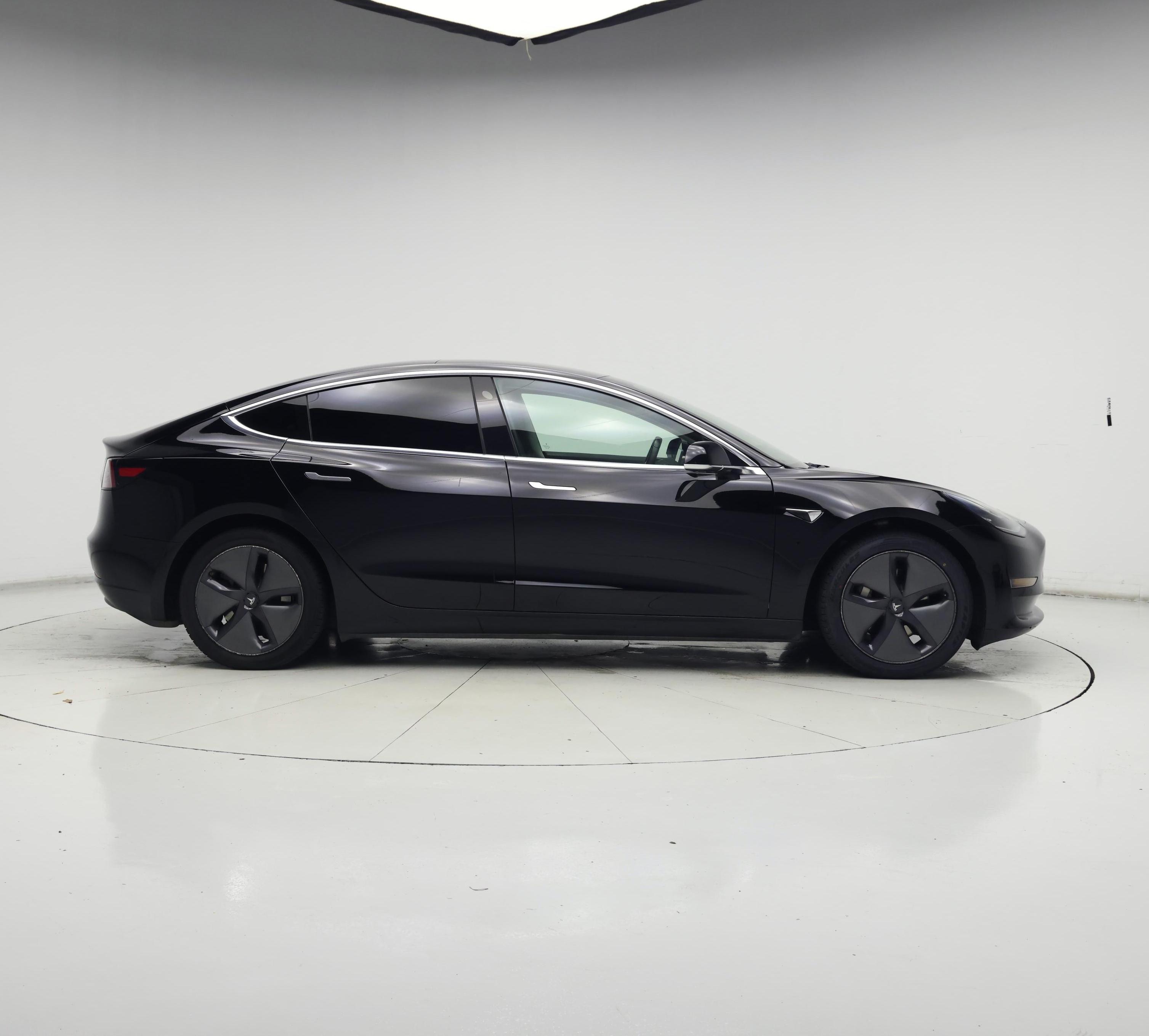Thumbnail: 2019 Tesla Model 3 - 7