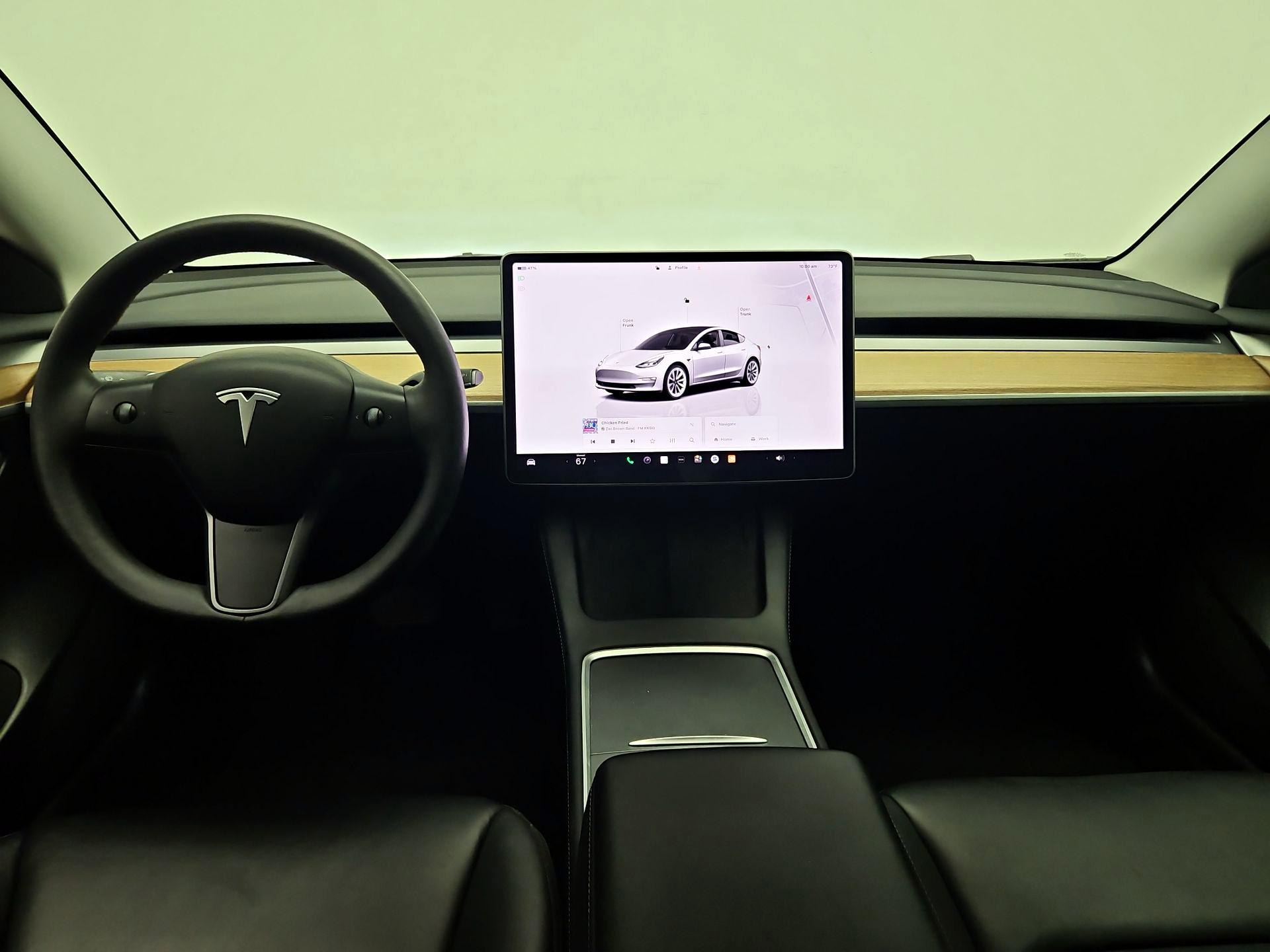 Thumbnail: 2022 Tesla Model 3 - 9