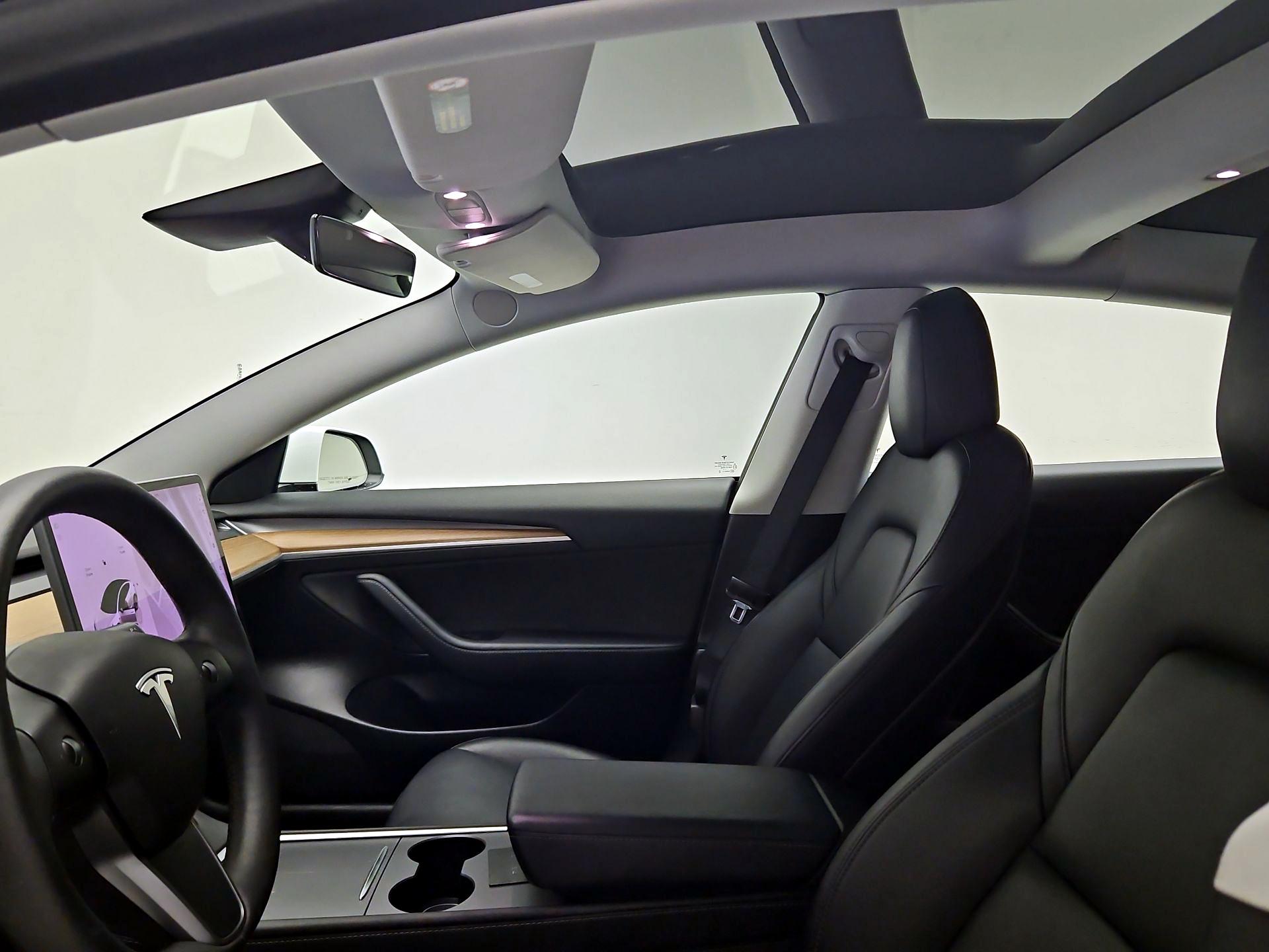 Thumbnail: 2022 Tesla Model 3 - 18
