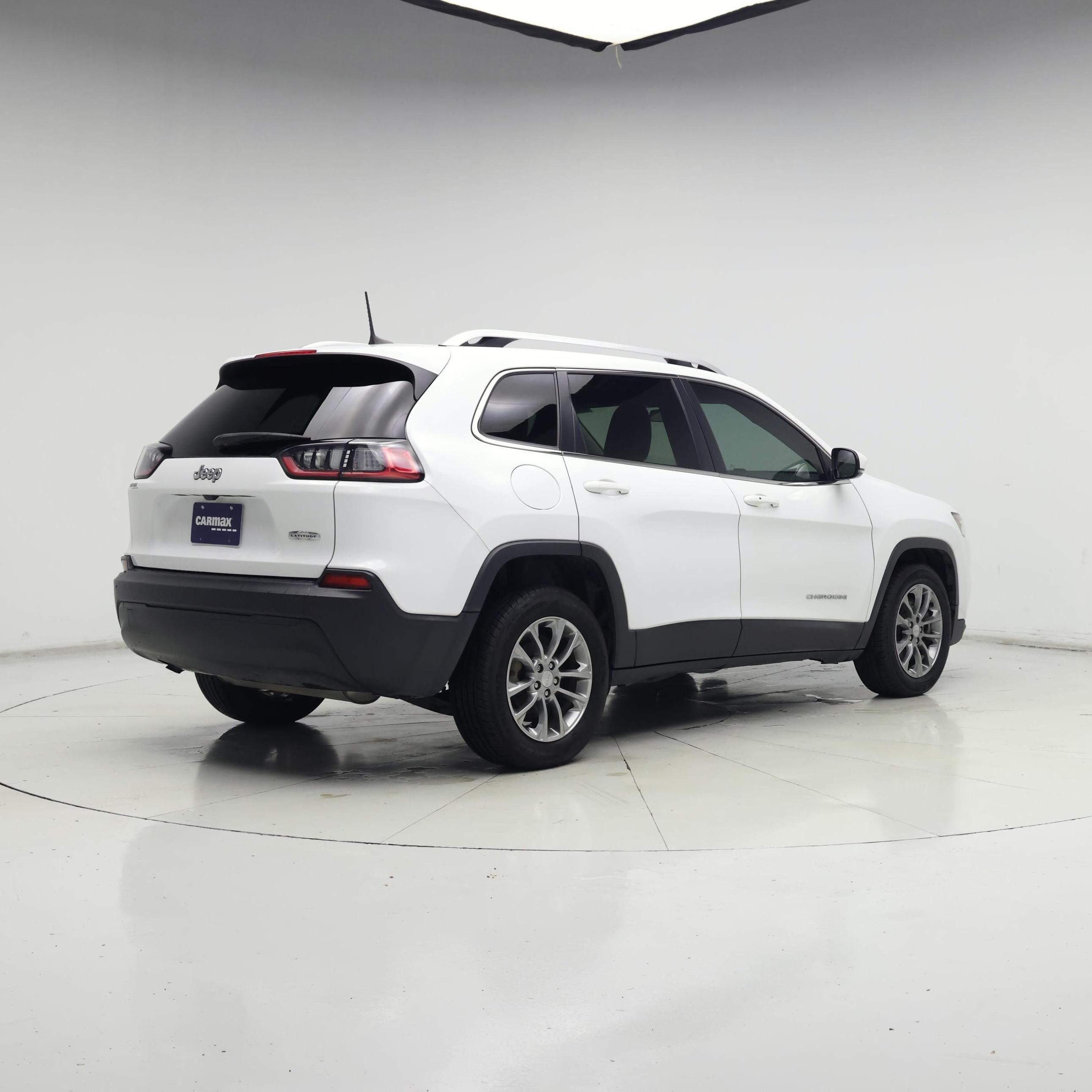 Thumbnail: 2019 Jeep Cherokee - 8