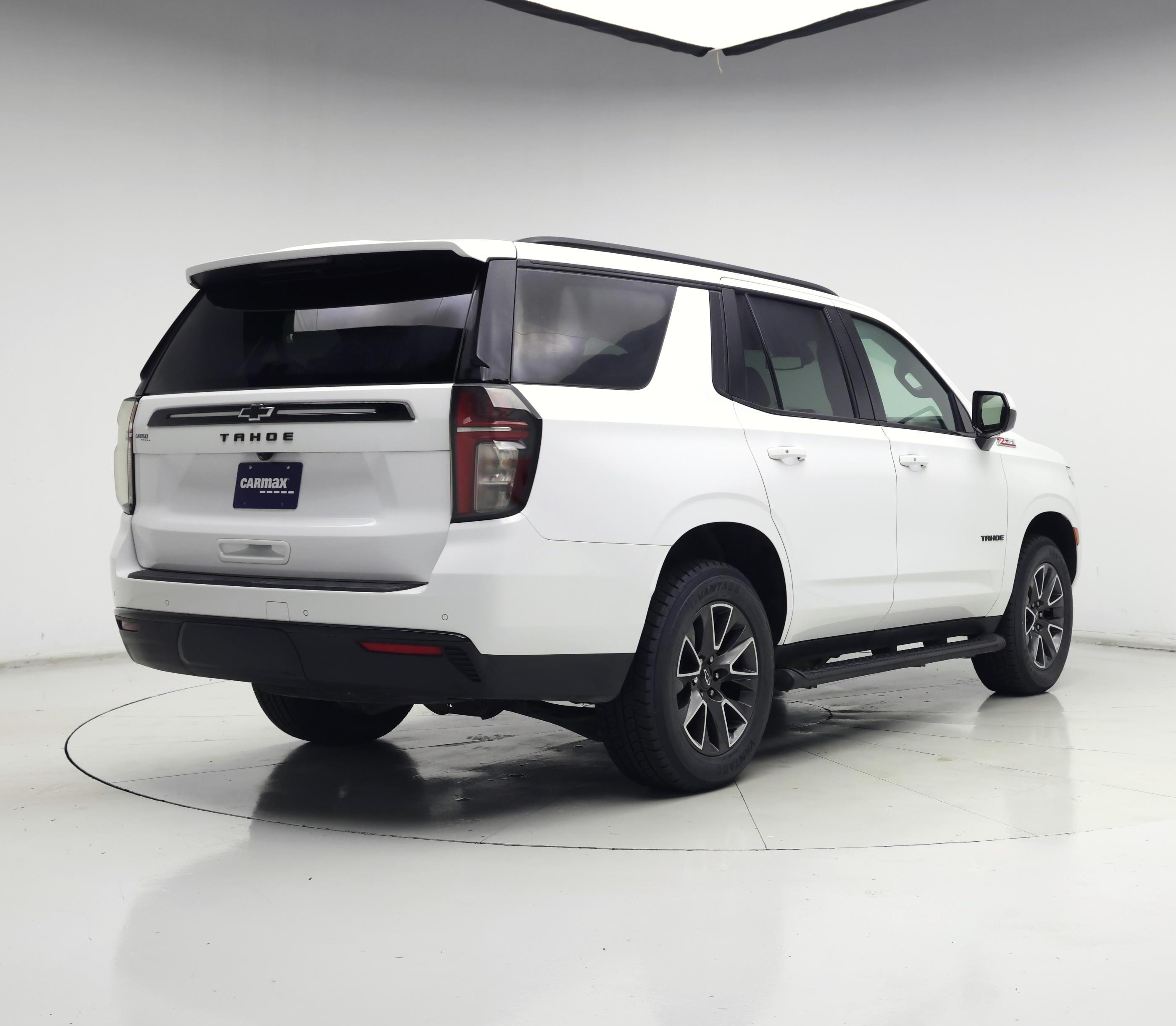 Thumbnail: 2024 Chevrolet Tahoe - 8