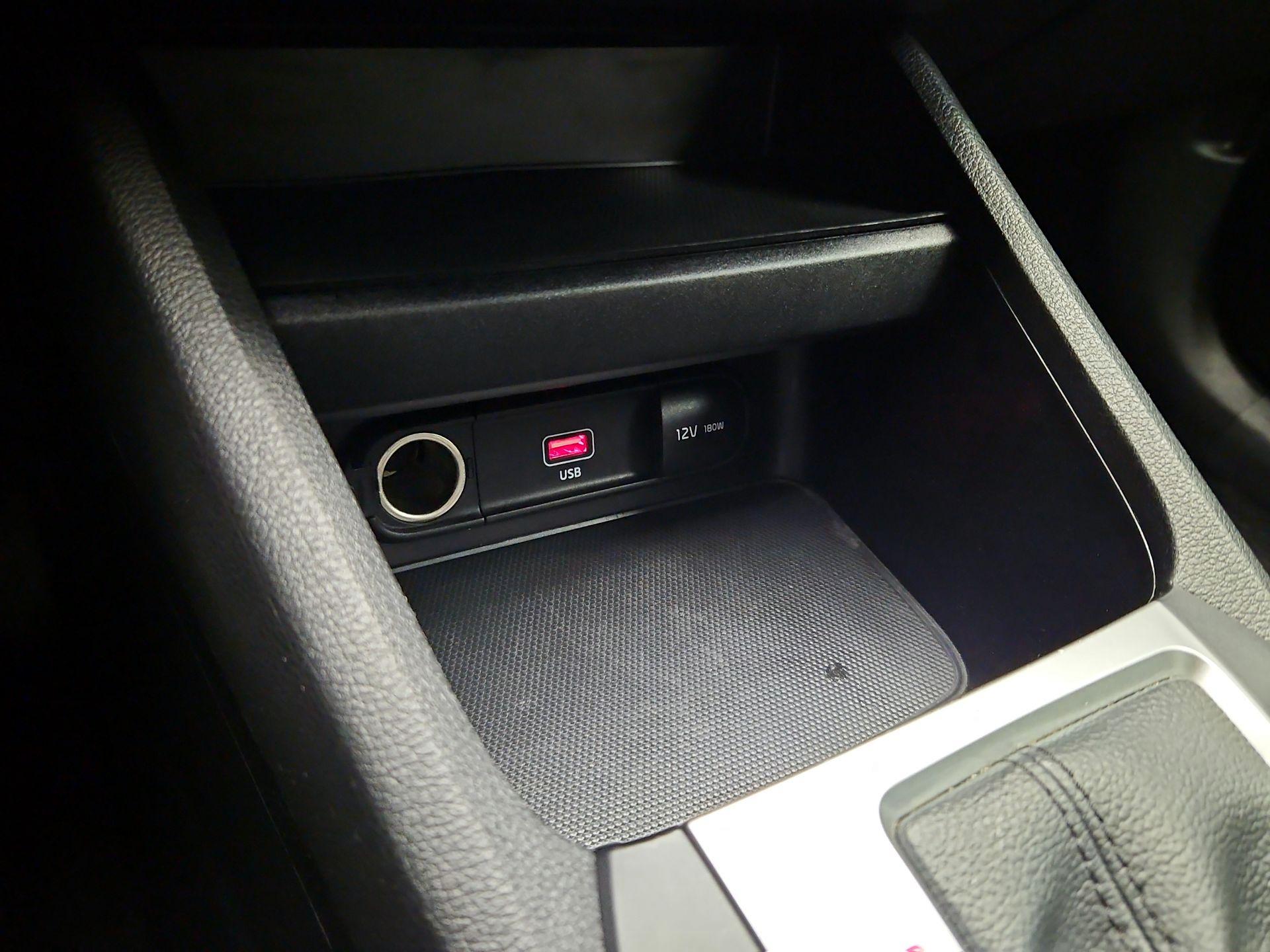 Thumbnail: 2023 Kia Forte - 18