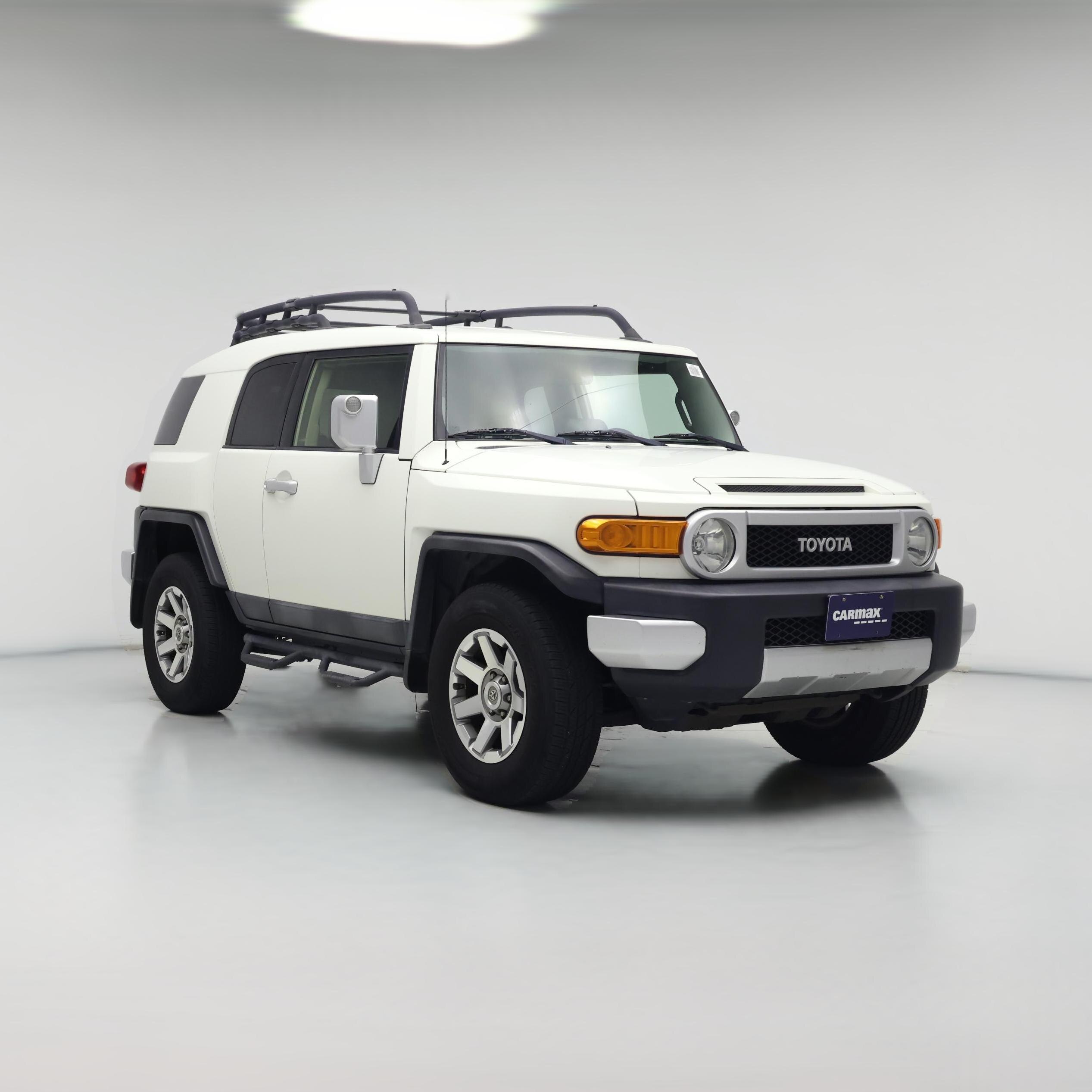 Thumbnail: 2014 Toyota FJ Cruiser - 1