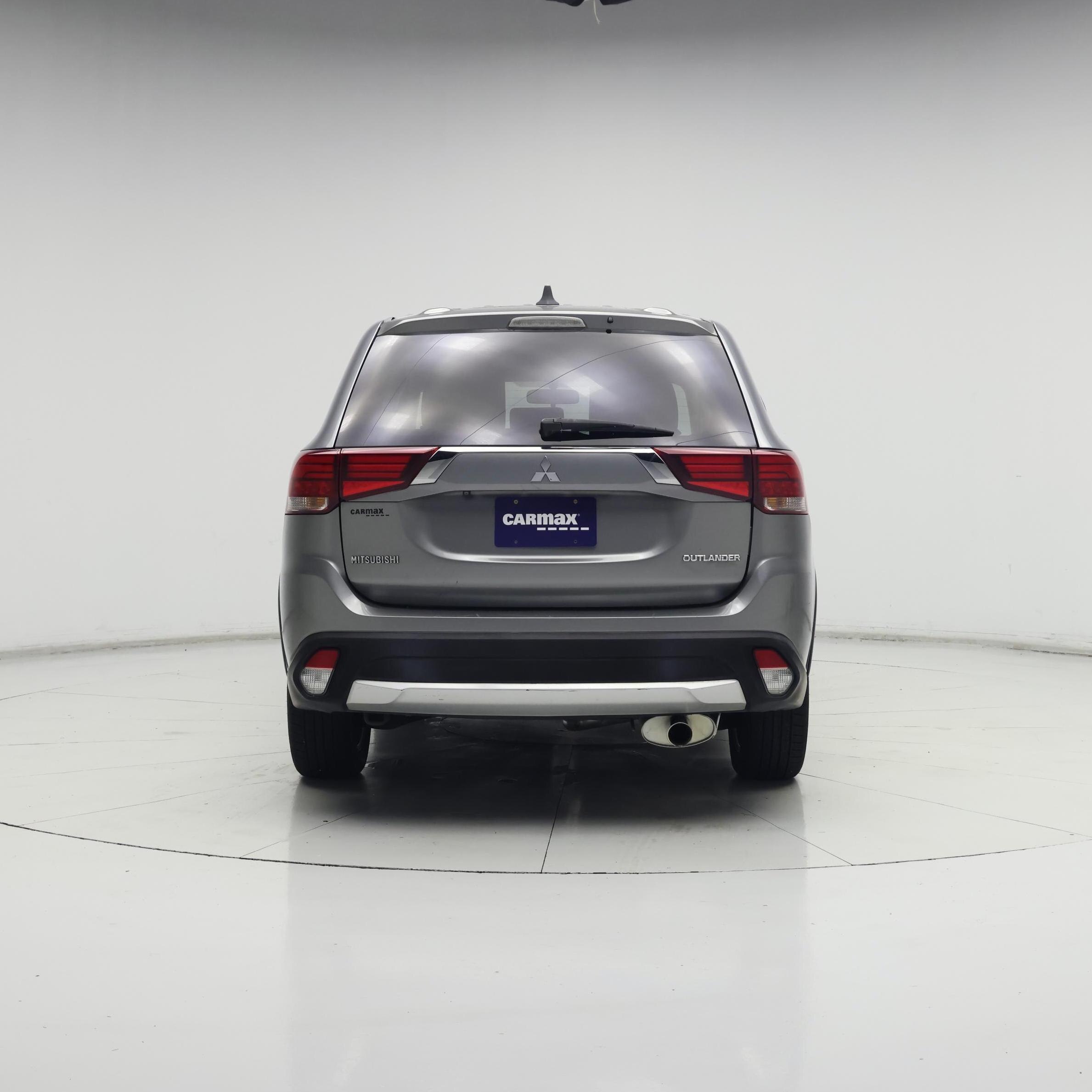 Thumbnail: 2022 Mitsubishi Outlander - 6