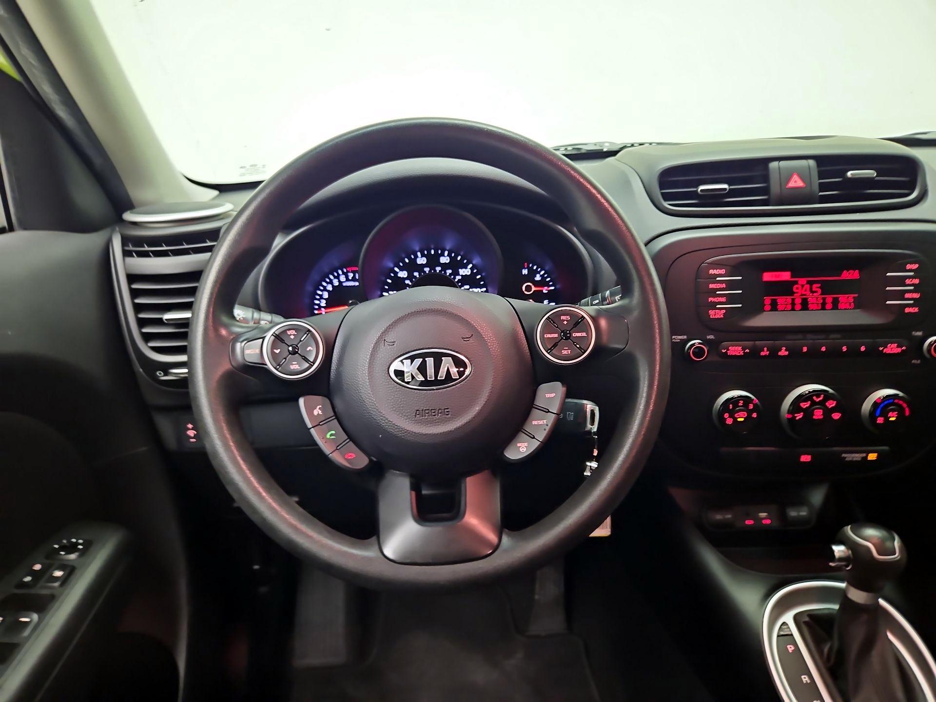Thumbnail: 2015 Kia Soul - 10