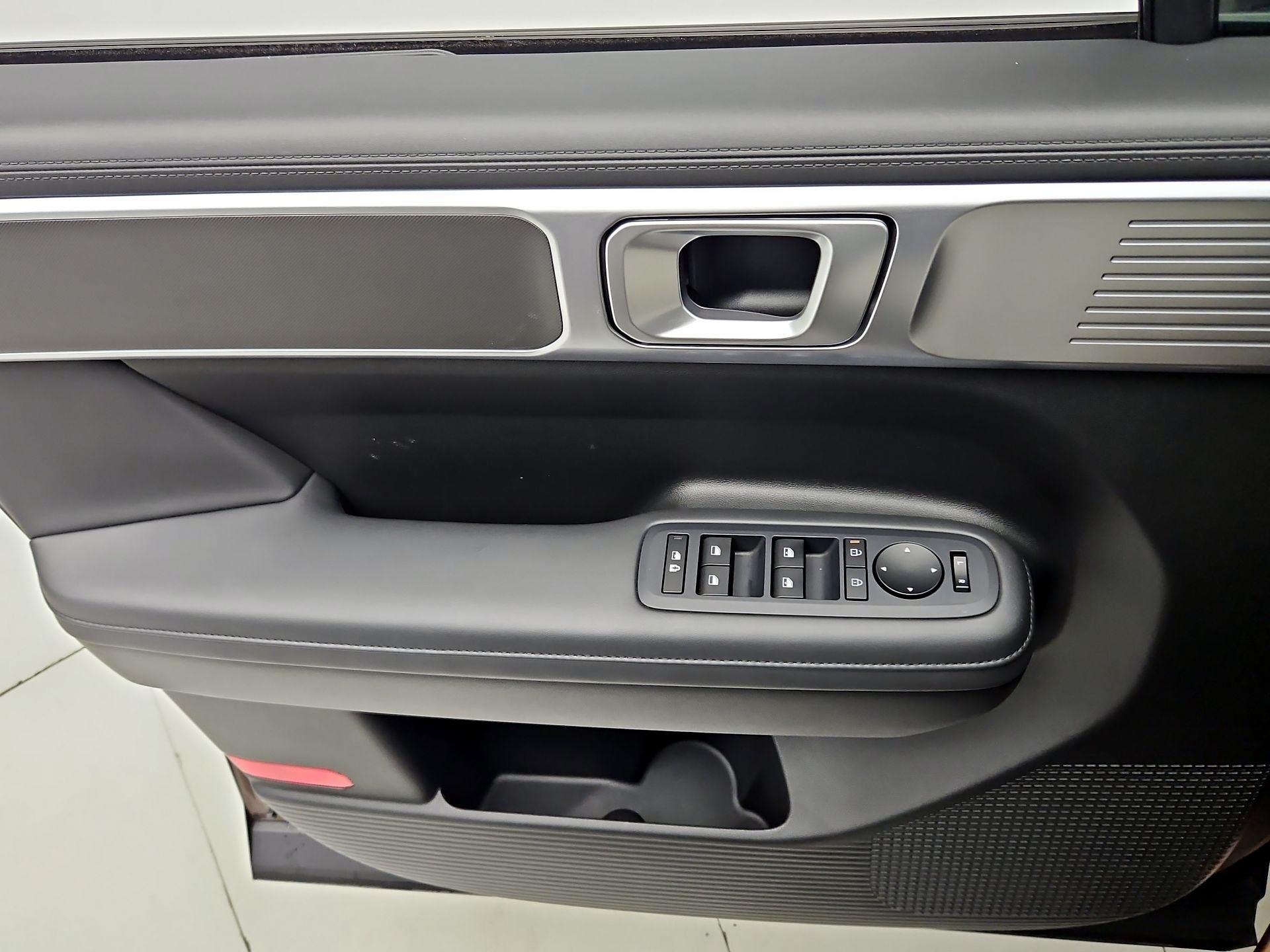 Thumbnail: 2024 Hyundai Santa Fe - 12