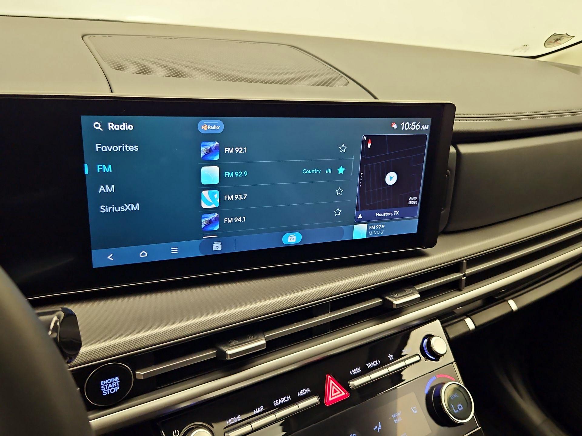 Thumbnail: 2024 Hyundai Santa Fe - 16