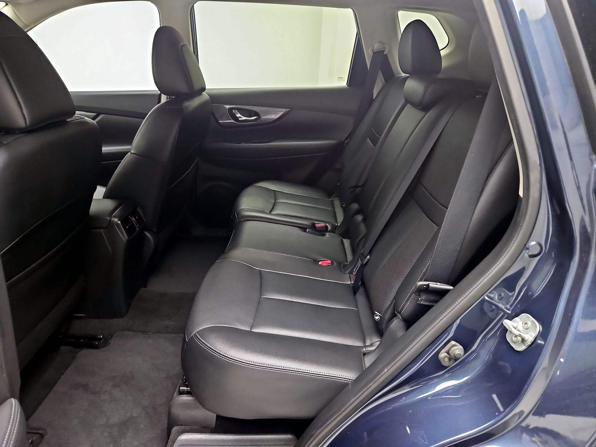 Thumbnail: 2016 Nissan Rogue - 20