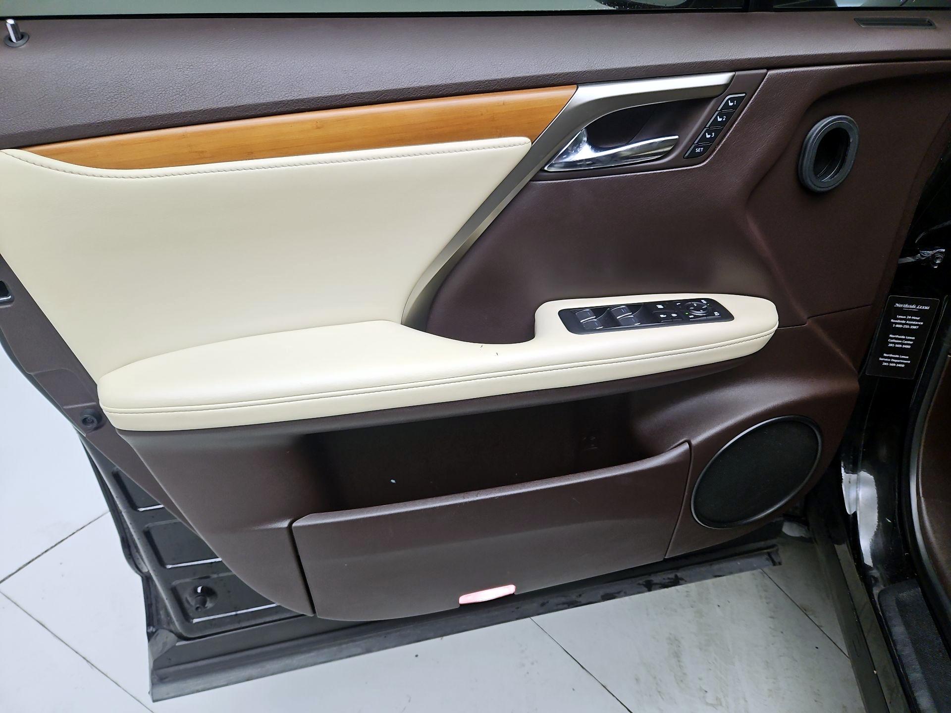 Thumbnail: 2020 Lexus RX - 12