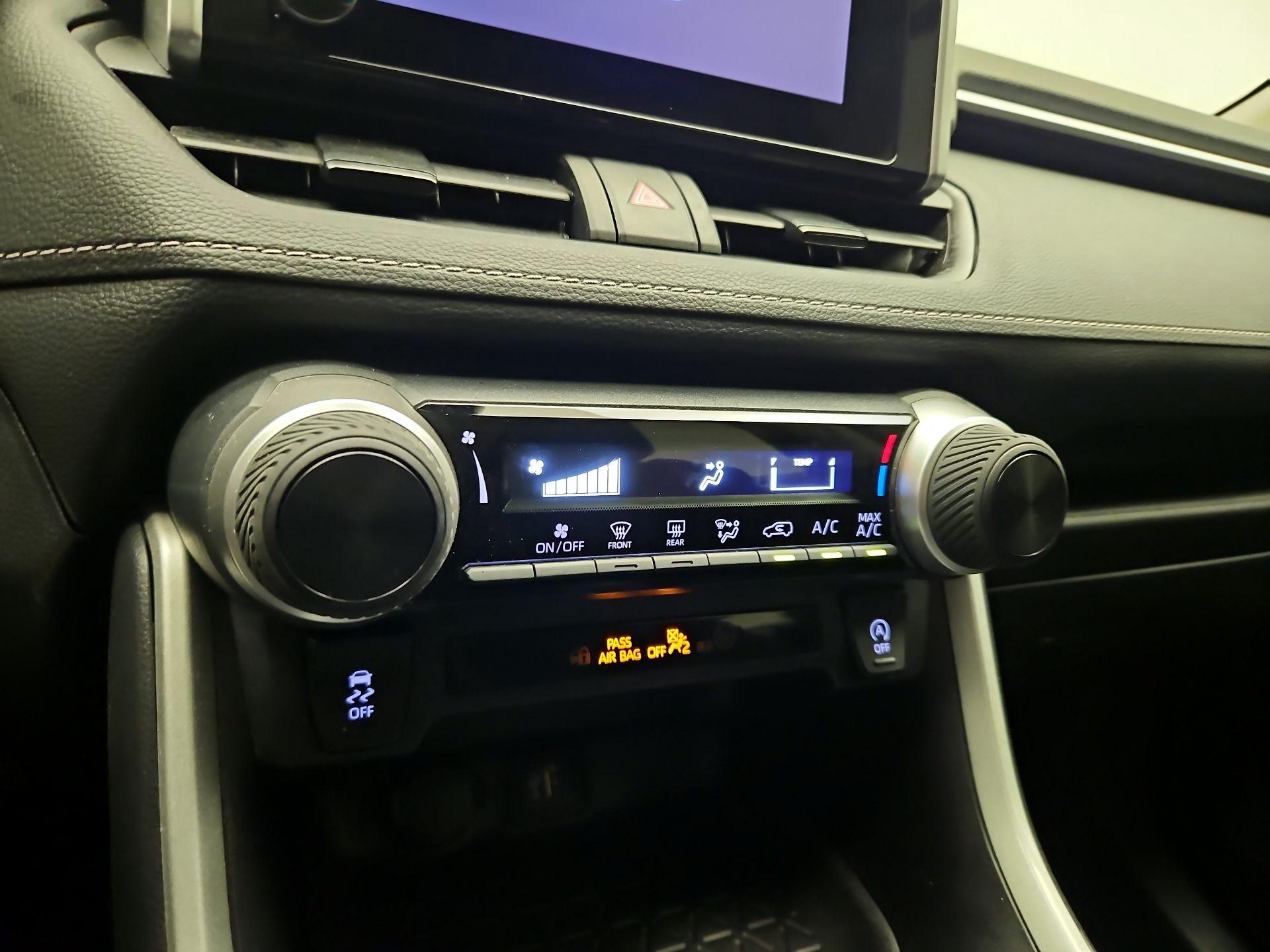 Thumbnail: 2024 Toyota RAV4 - 15