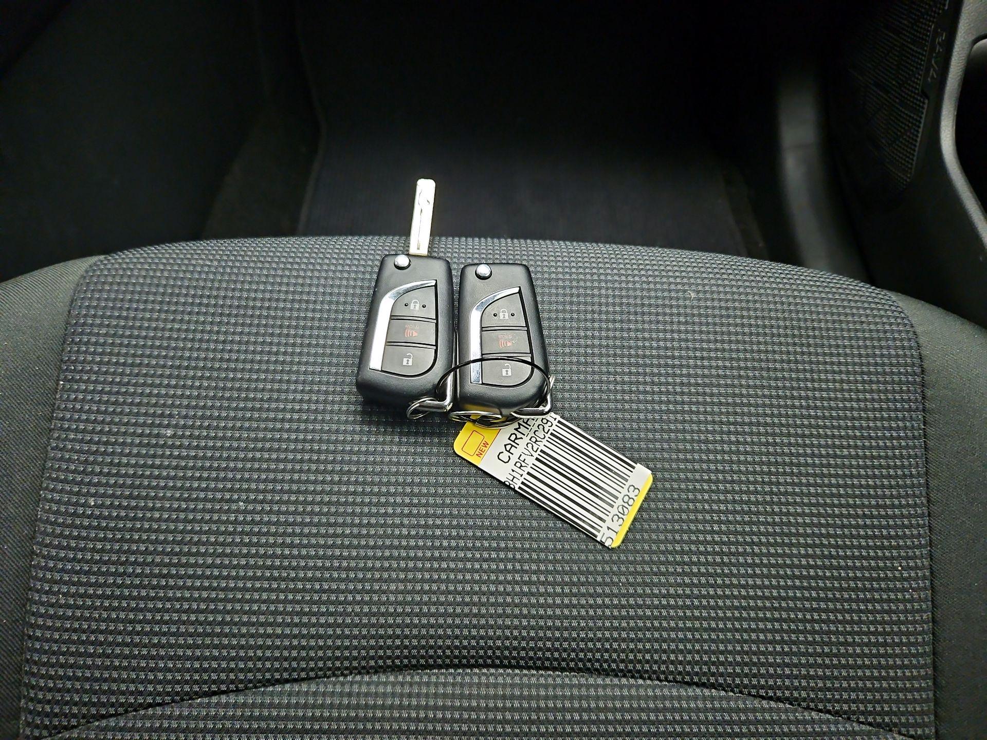 Thumbnail: 2024 Toyota RAV4 - 20