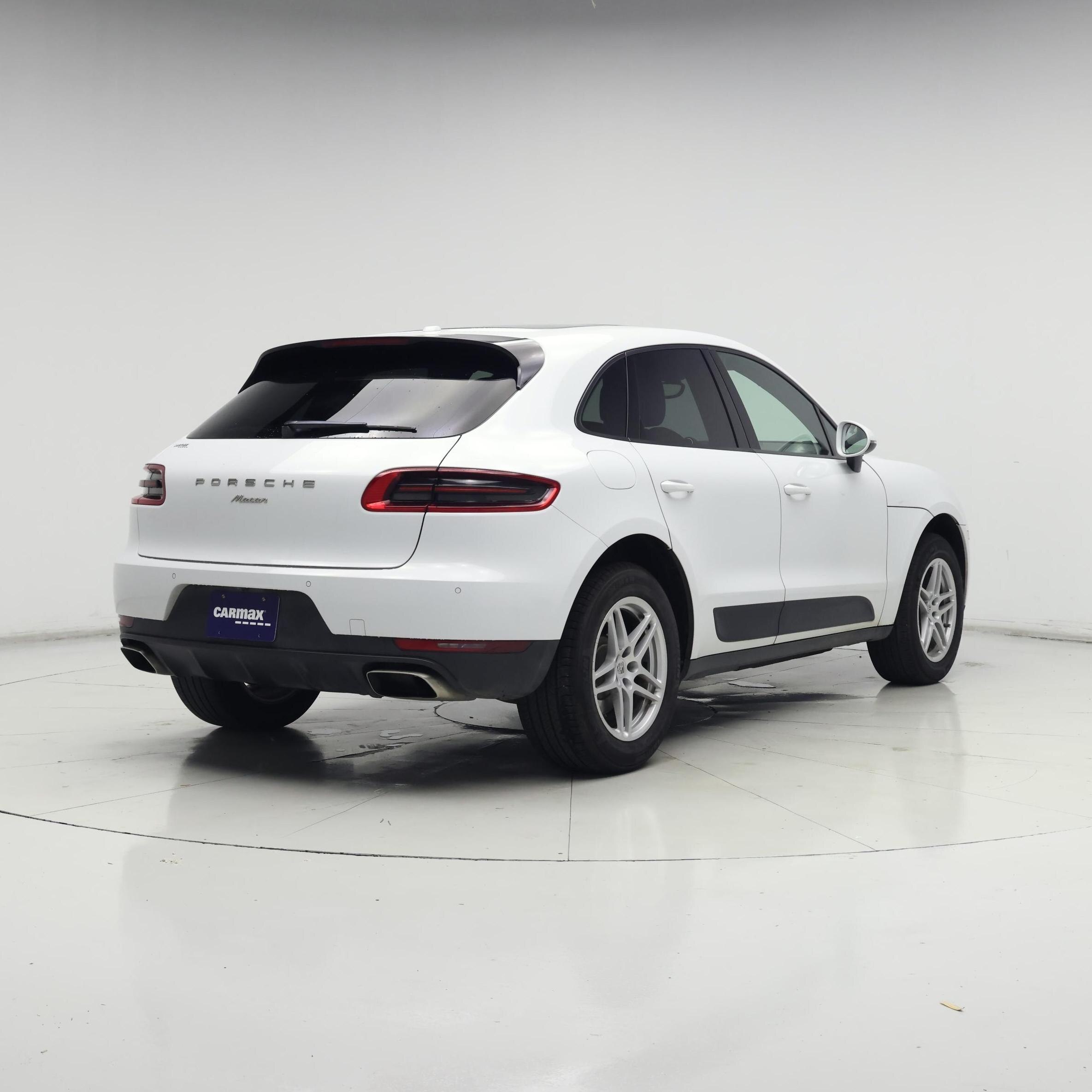 Thumbnail: 2018 Porsche Macan - 8