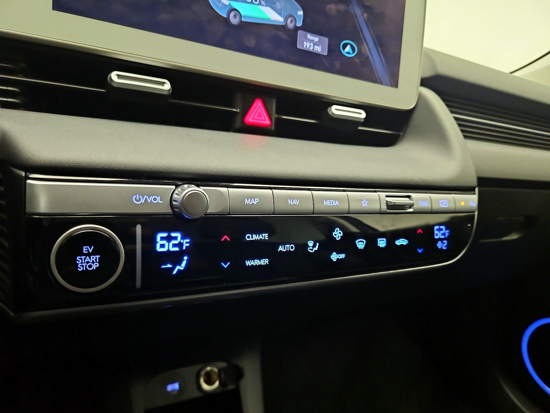 Thumbnail: 2024 Hyundai Ioniq 5 - 16