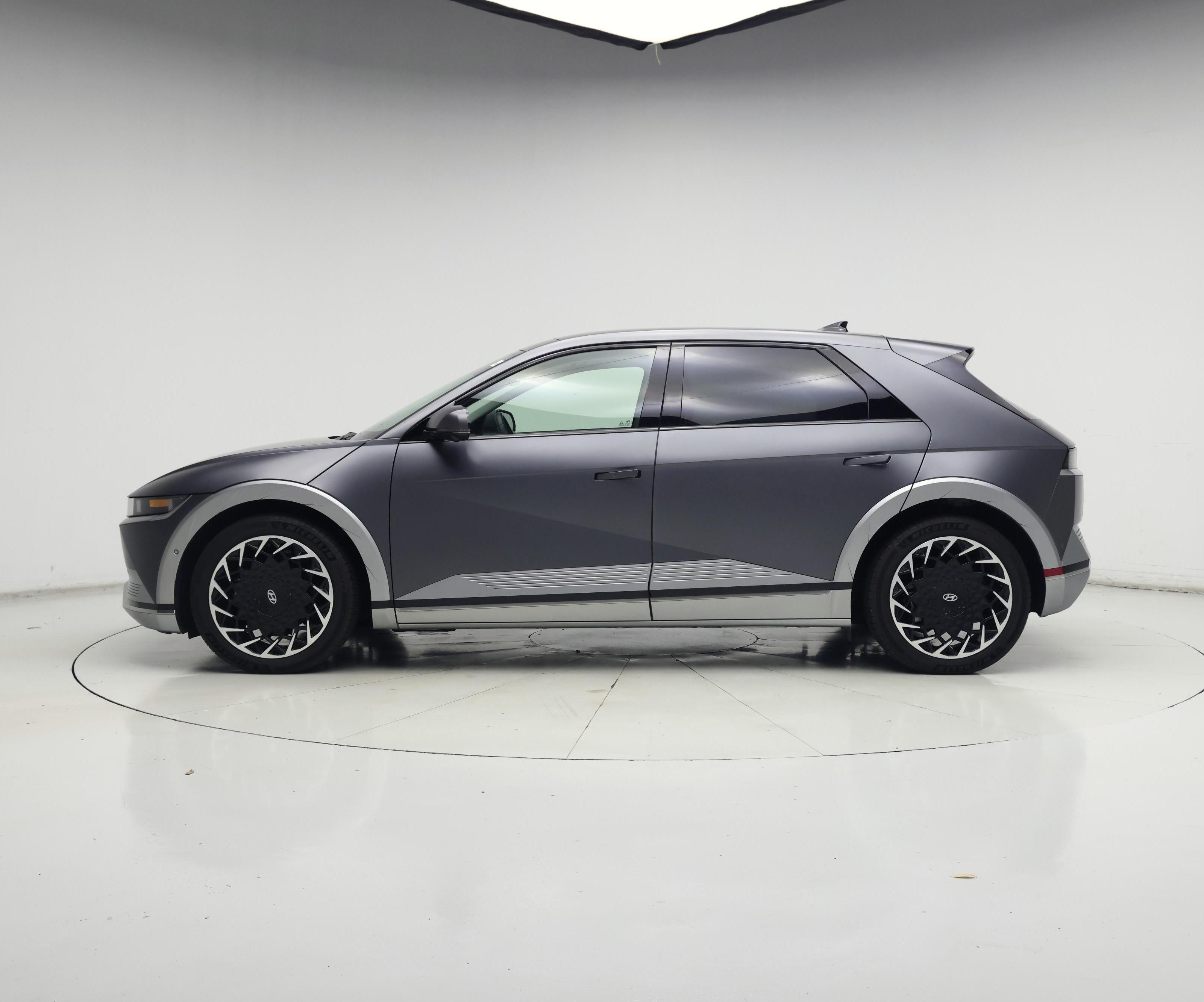 Thumbnail: 2024 Hyundai Ioniq 5 - 3