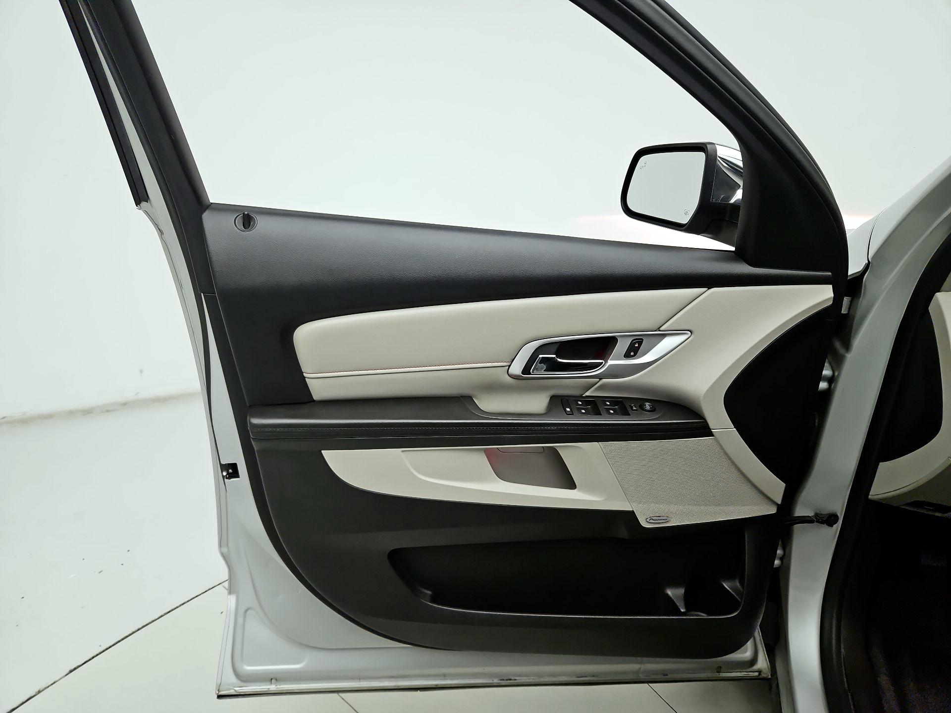 Thumbnail: 2016 GMC Terrain - 12