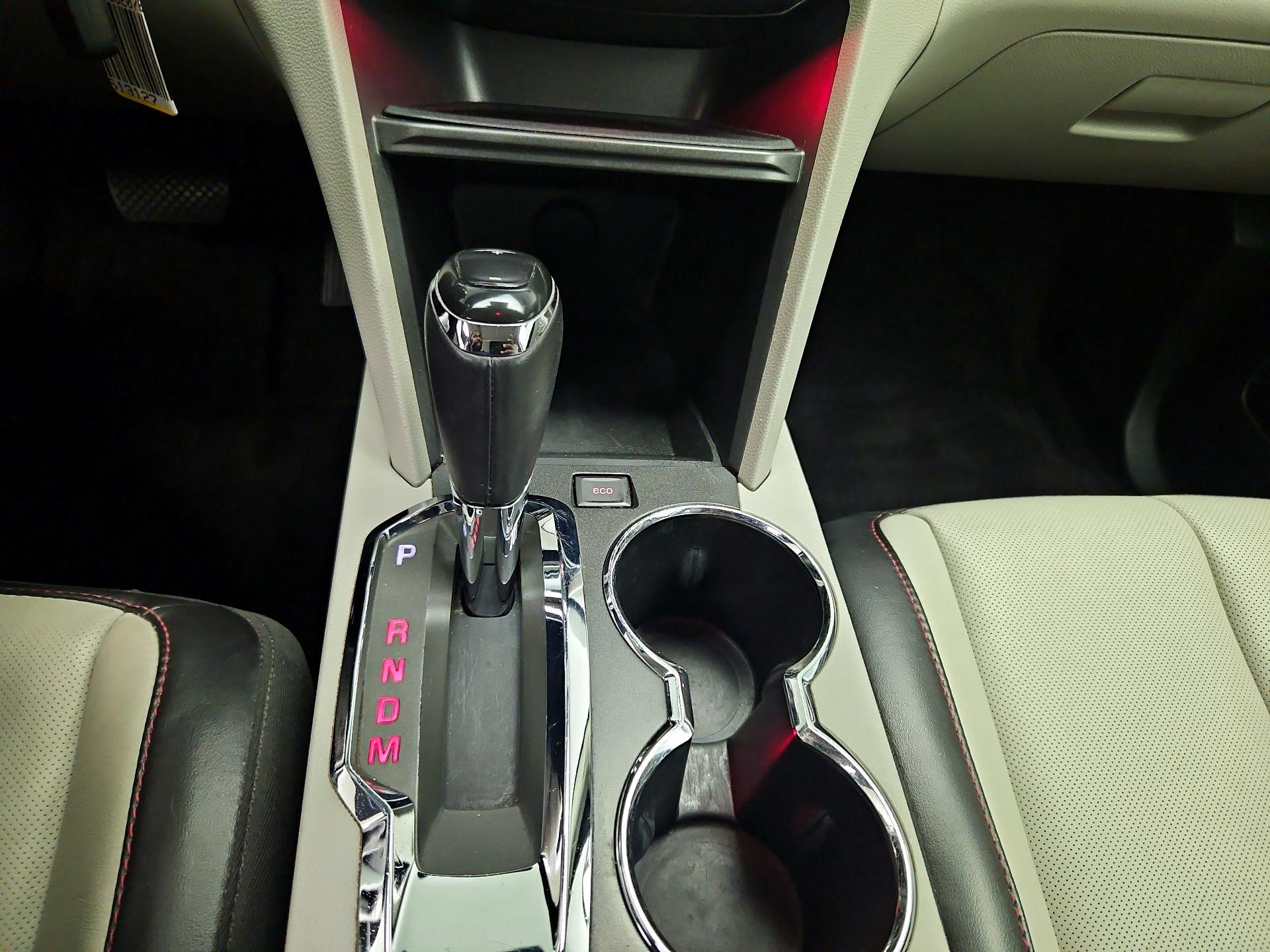 Thumbnail: 2016 GMC Terrain - 16