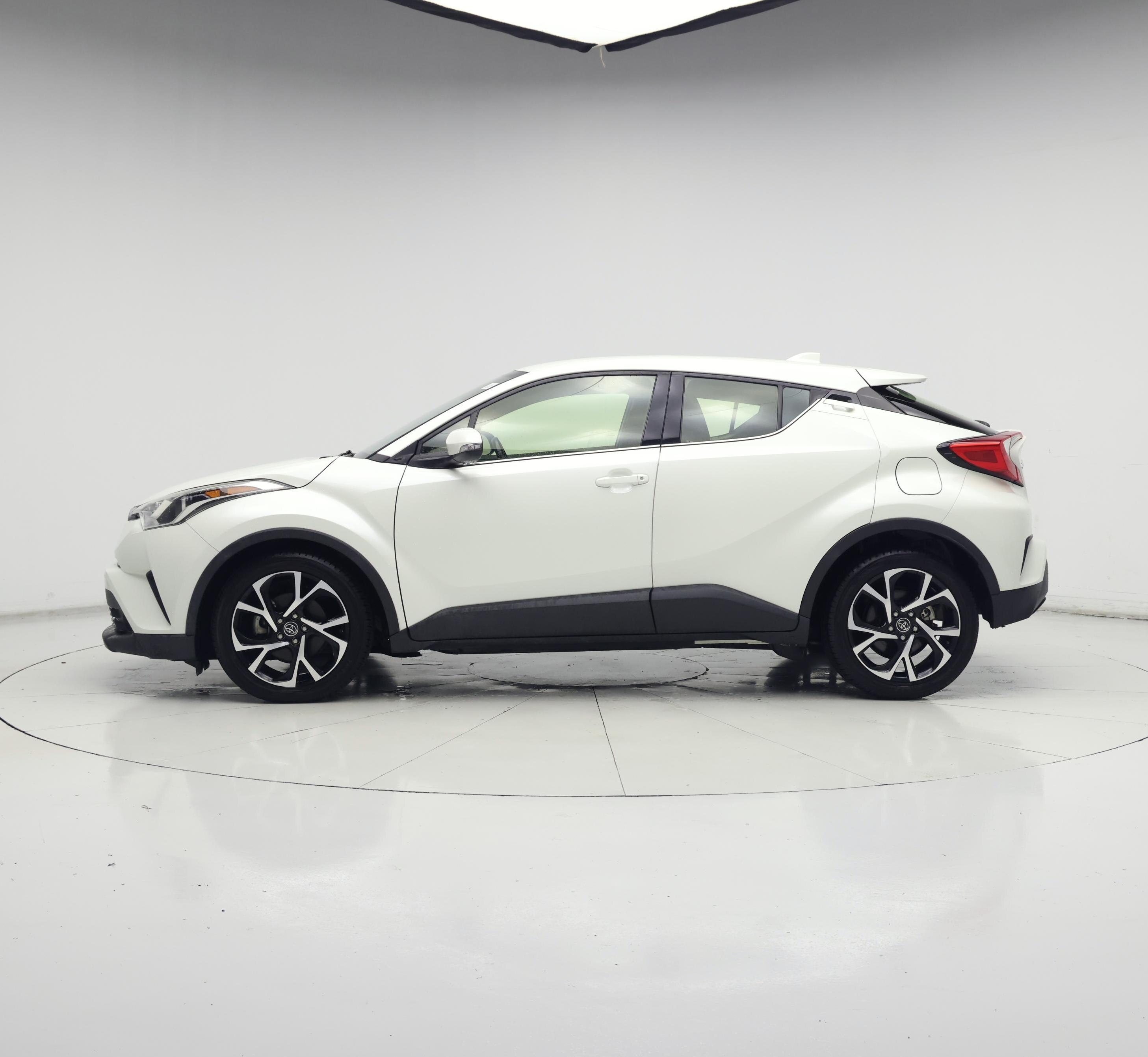 Thumbnail: 2019 Toyota C-HR - 3