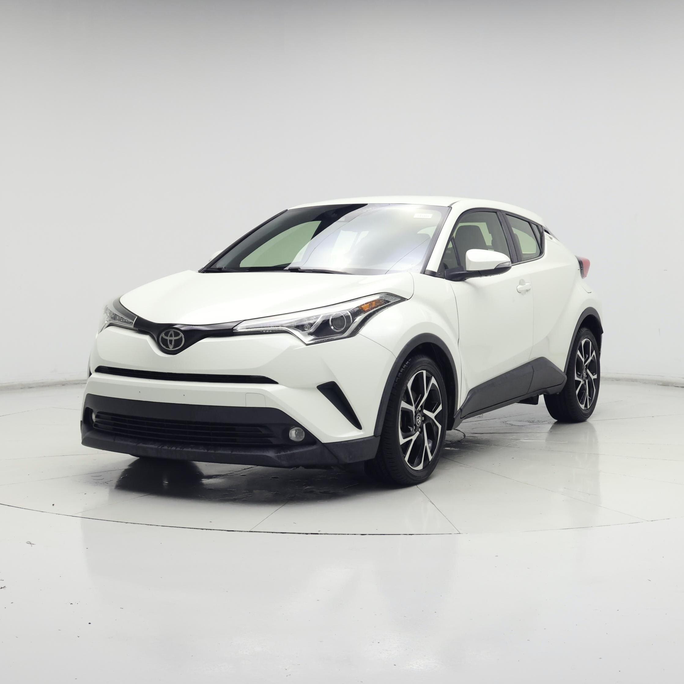 Thumbnail: 2019 Toyota C-HR - 4