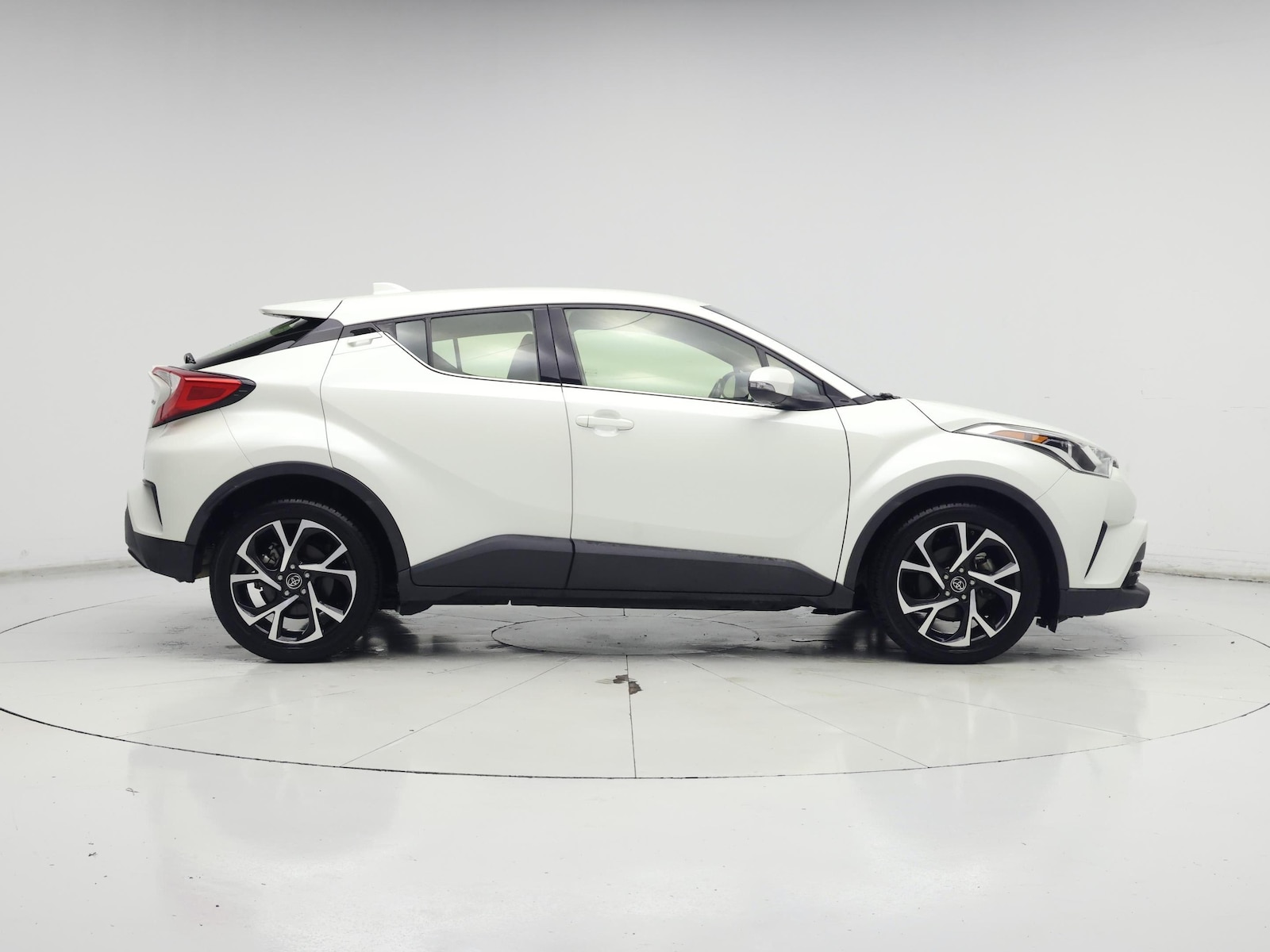 2019 Toyota C-HR Limited - Photo 8