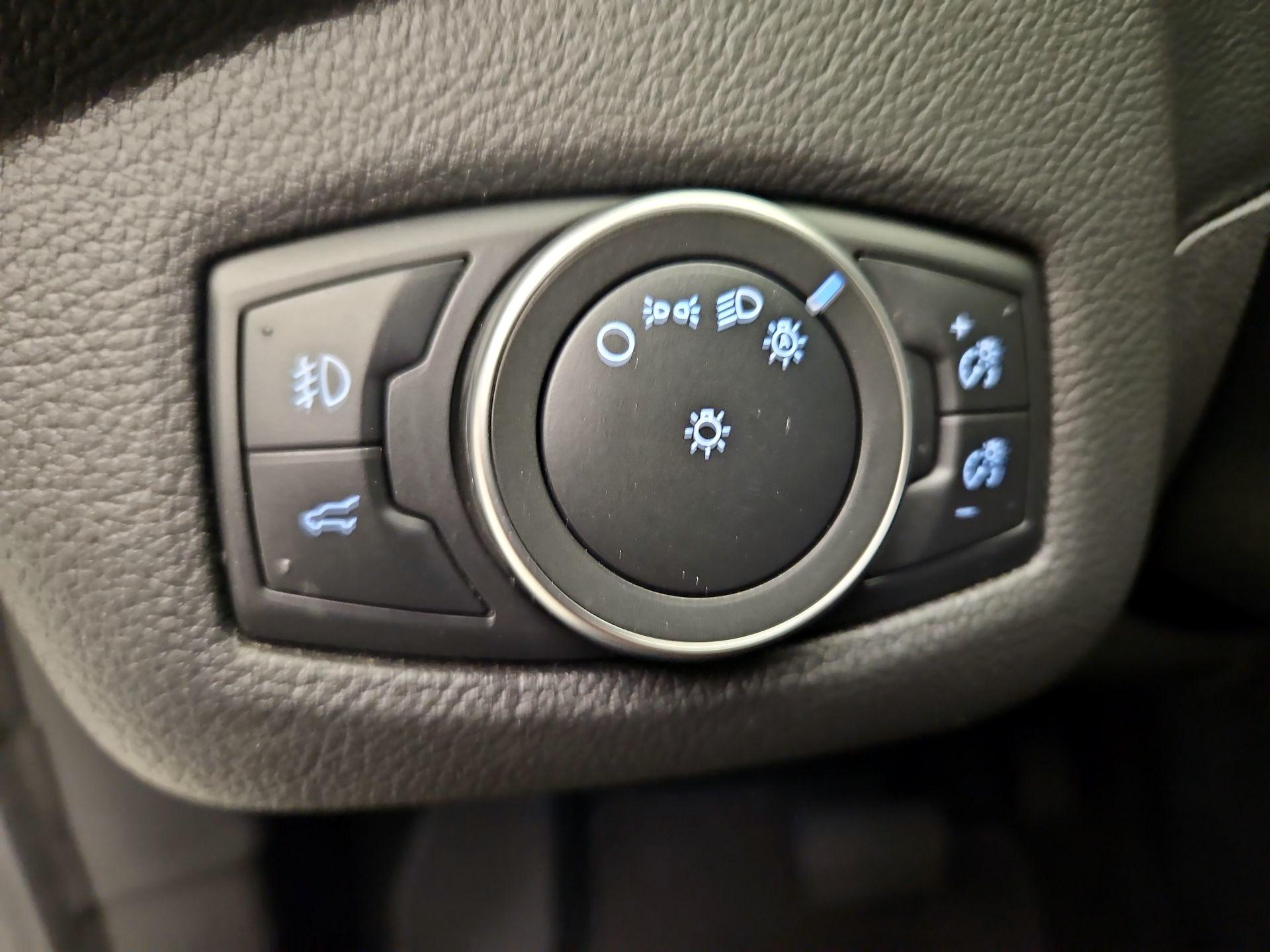 Thumbnail: 2019 Ford Escape - 13