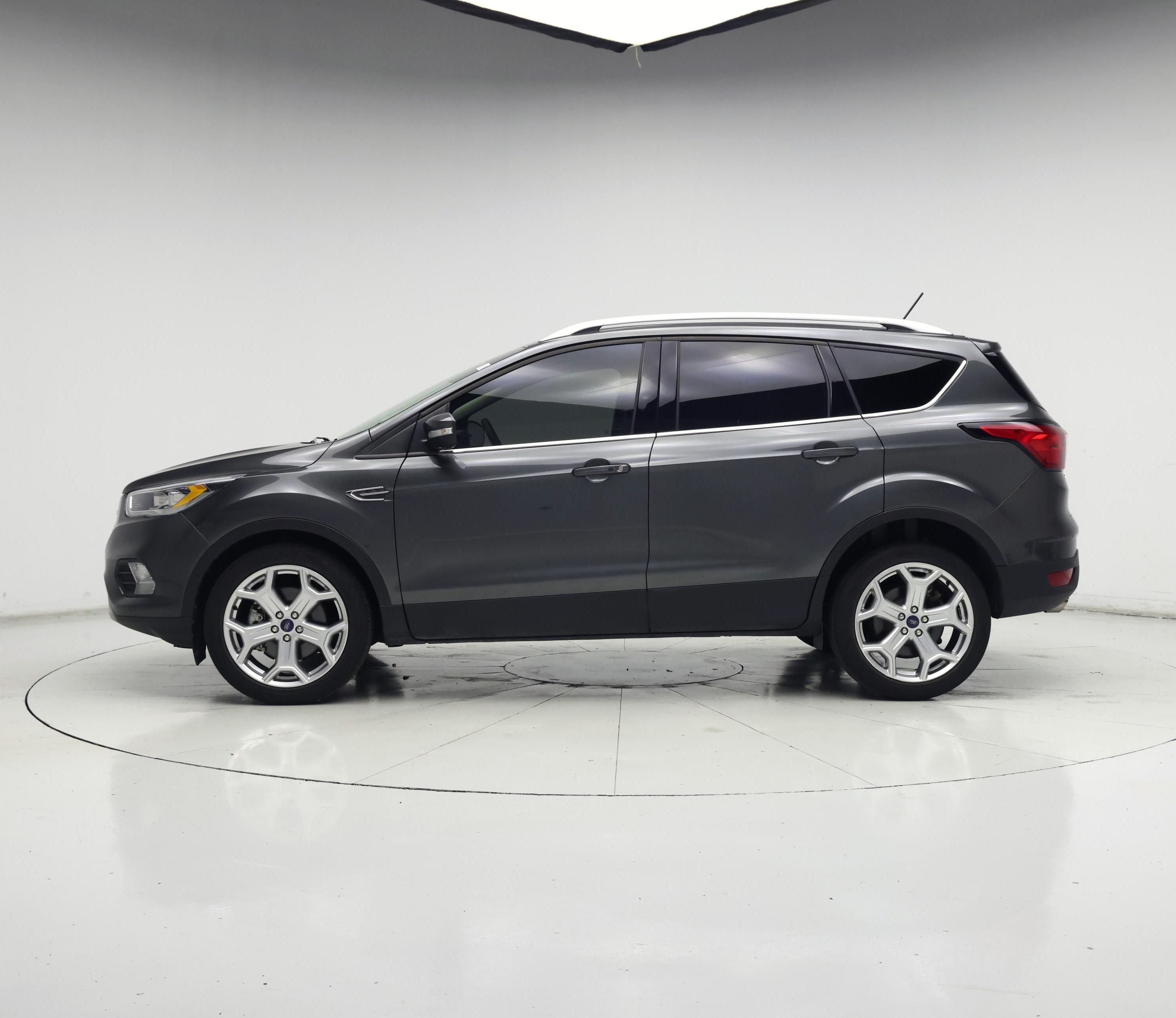 Thumbnail: 2019 Ford Escape - 3