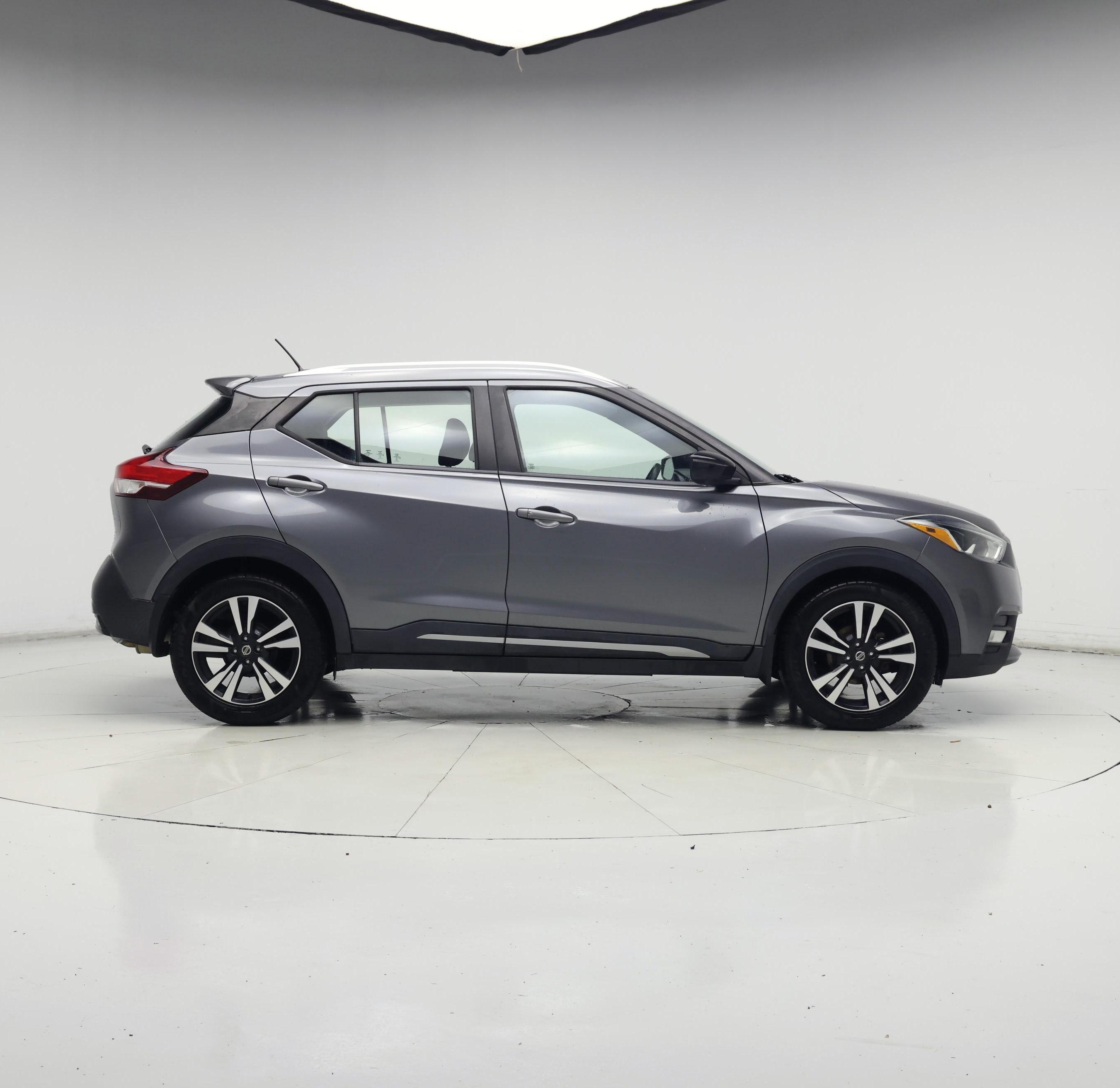 Thumbnail: 2019 Nissan Kicks - 7